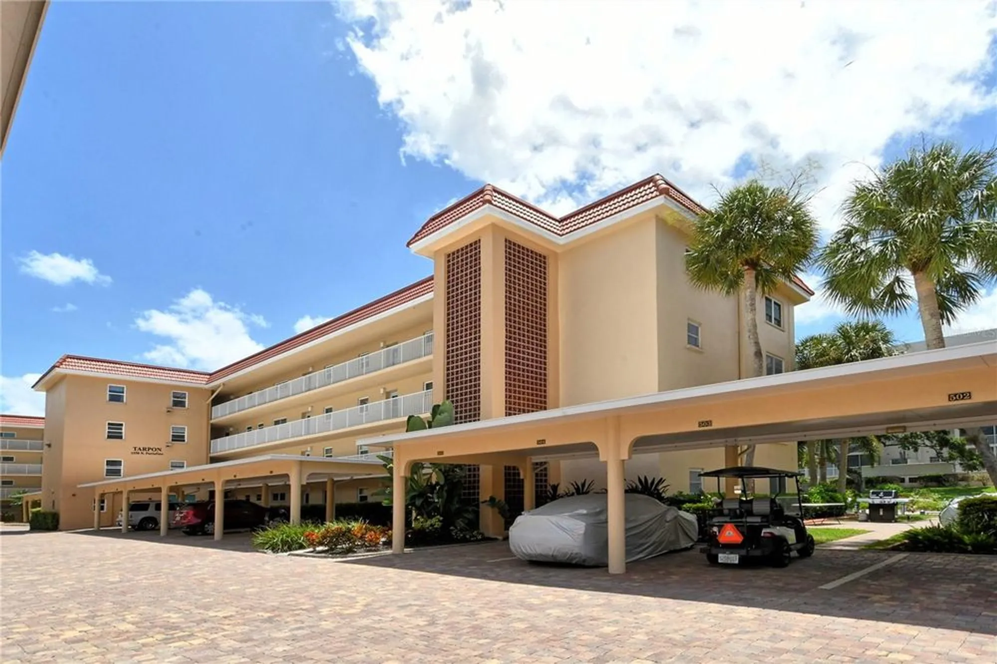 Property Slideshow image 1 of 37 | 1350 n portofino dr apt 402, Sarasota, FL, 34242