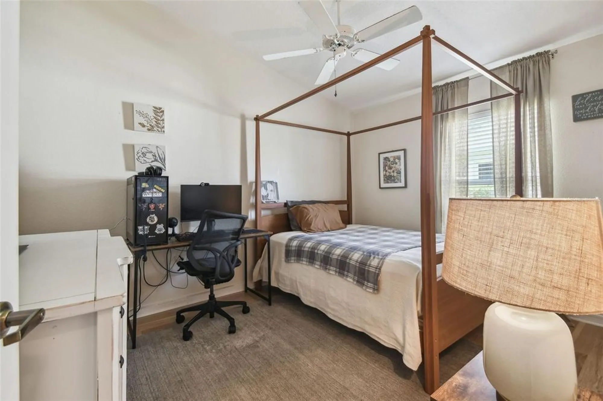 Property Slideshow image 14 of 33 | 11446 sinatra ct, New Port Richey, FL, 34654