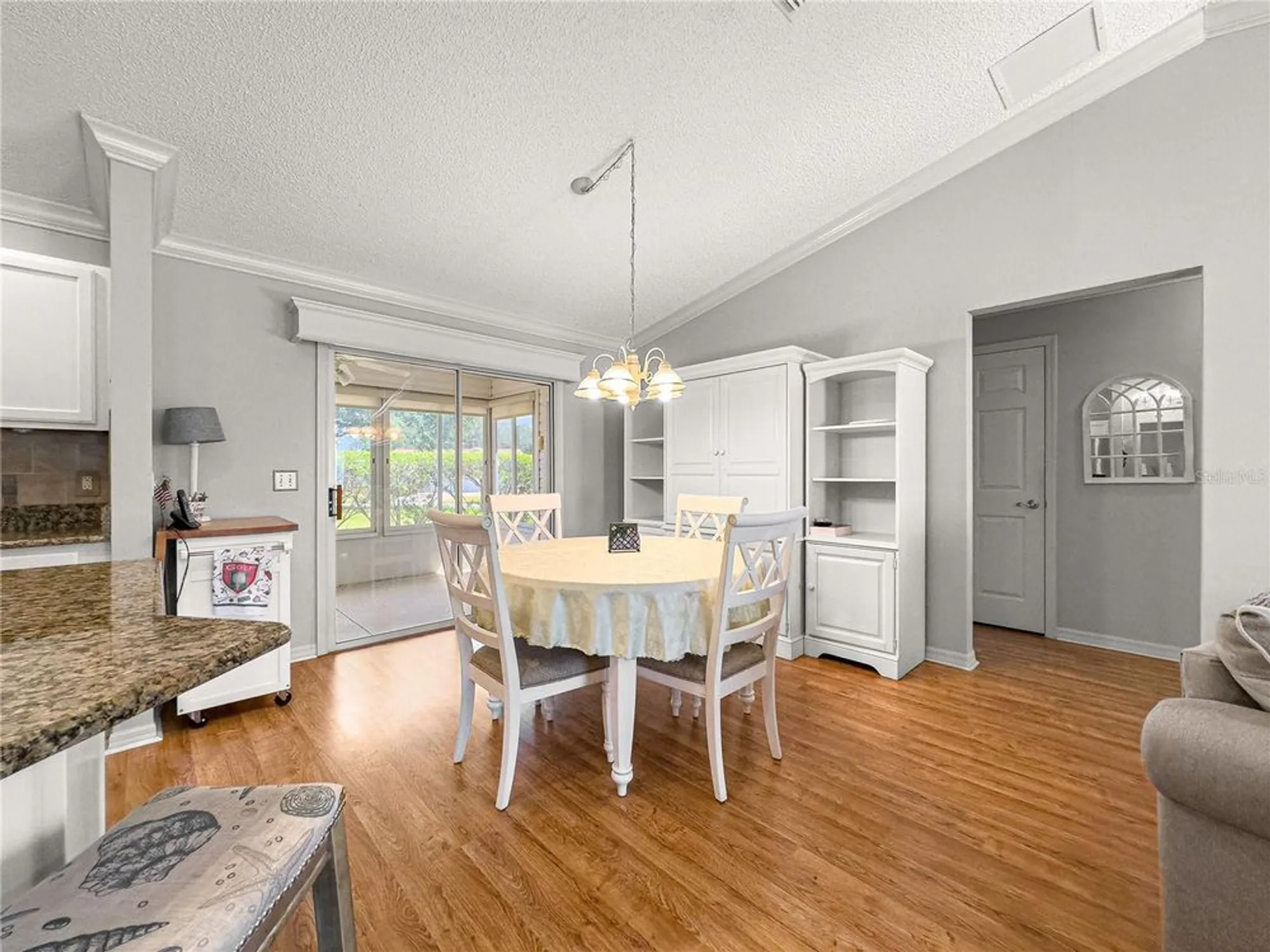 Property Slideshow image 17 of 56 | 8069 se 174th ludlow pl, The Villages, FL, 32162