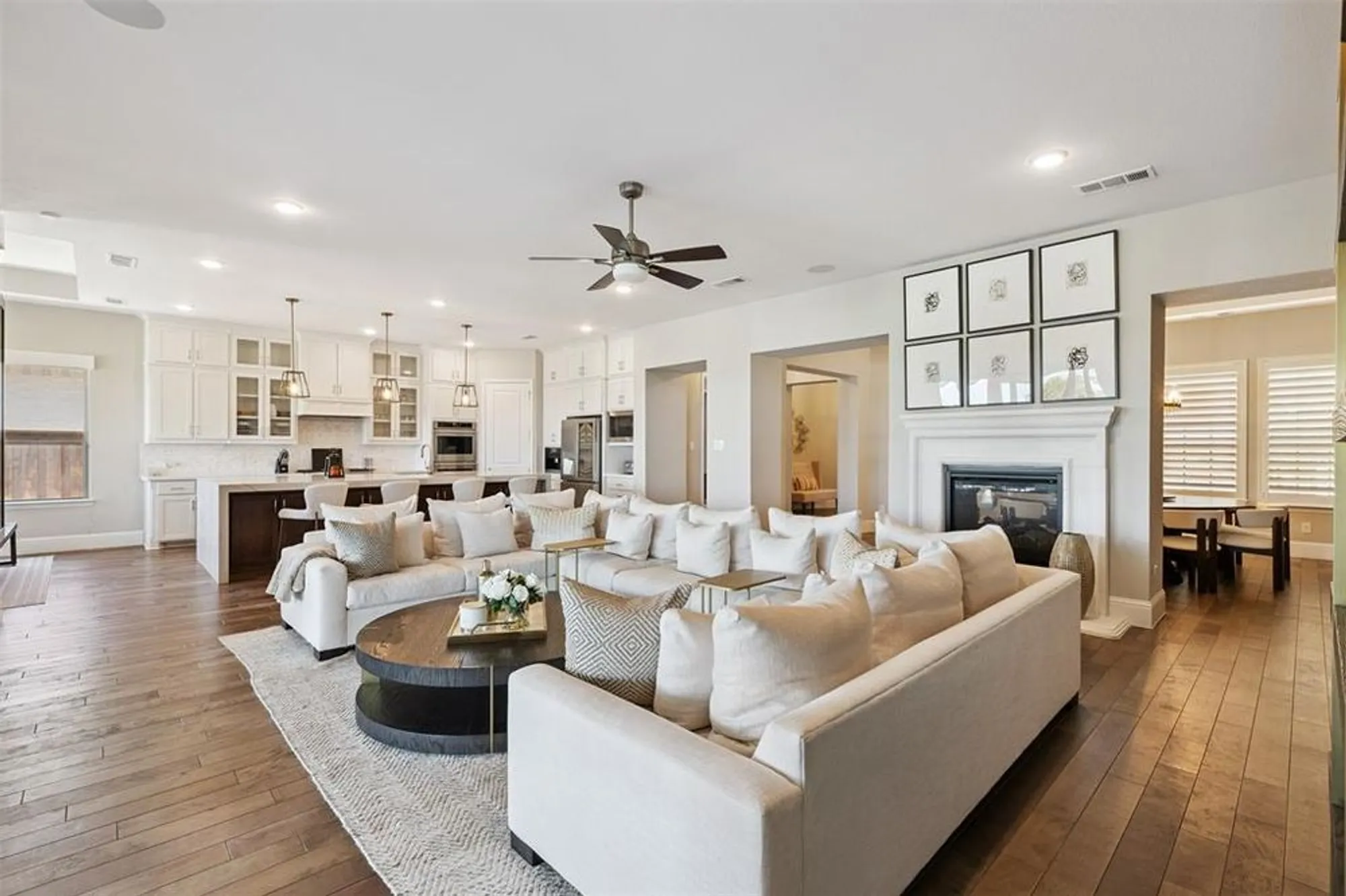 Property Slideshow image 19 of 40 | 7740 castlebridge, The Colony, TX, 75056