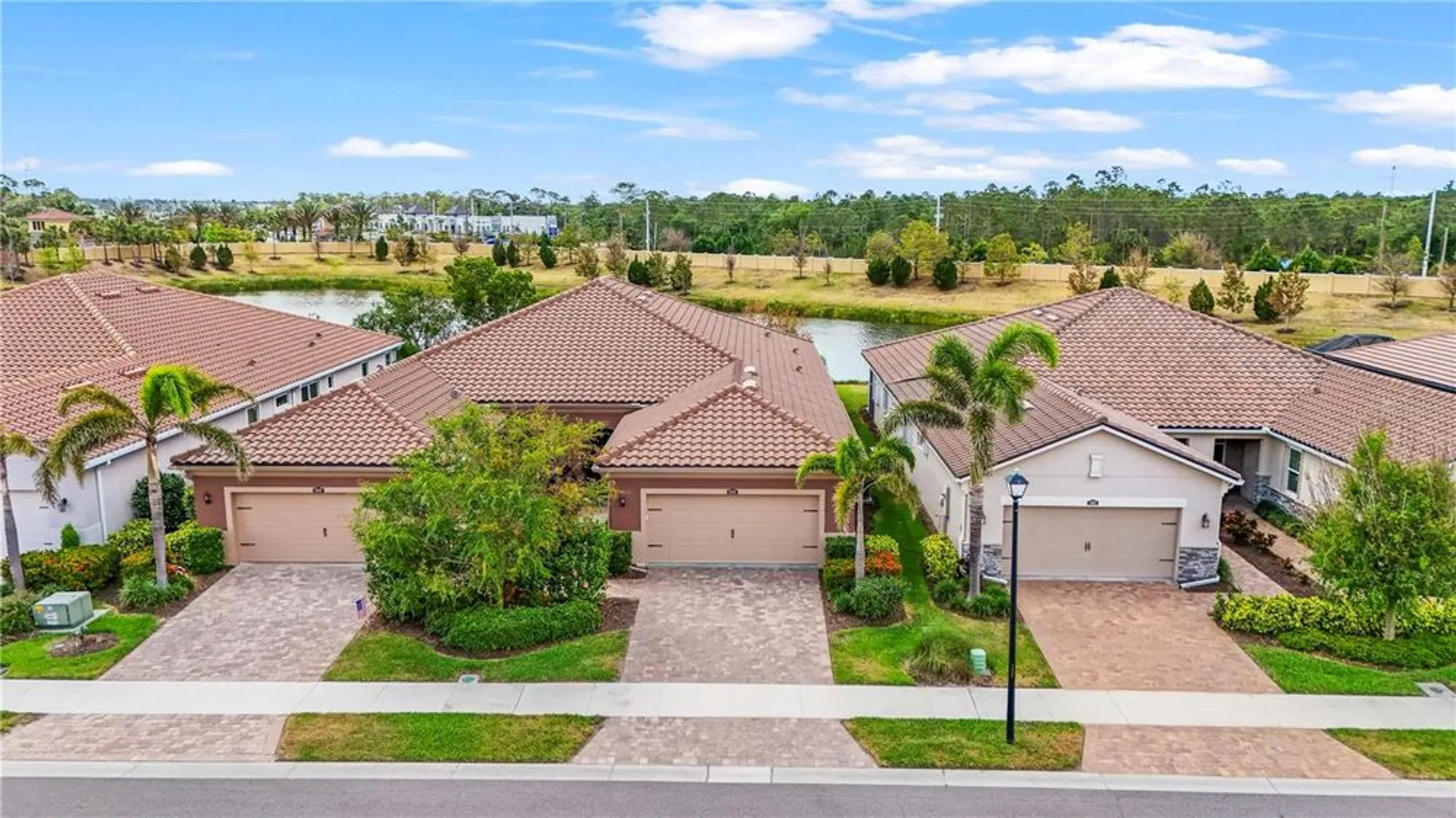 Property Slideshow image 1 of 67 | 11959 tapestry ln, Venice, FL, 34293