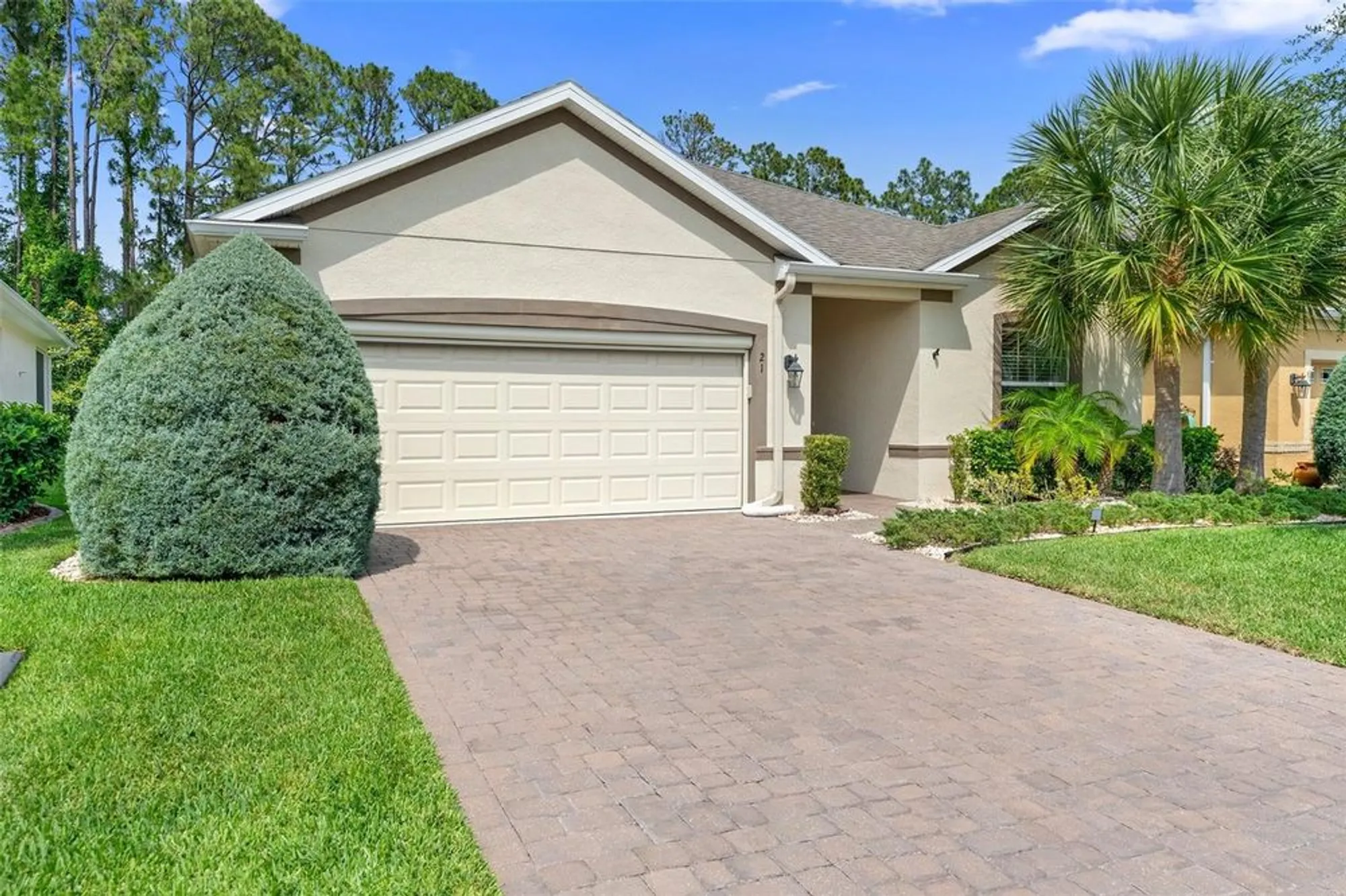 Property Slideshow image 2 of 46 | 21 park place cir, Palm Coast, FL, 32164