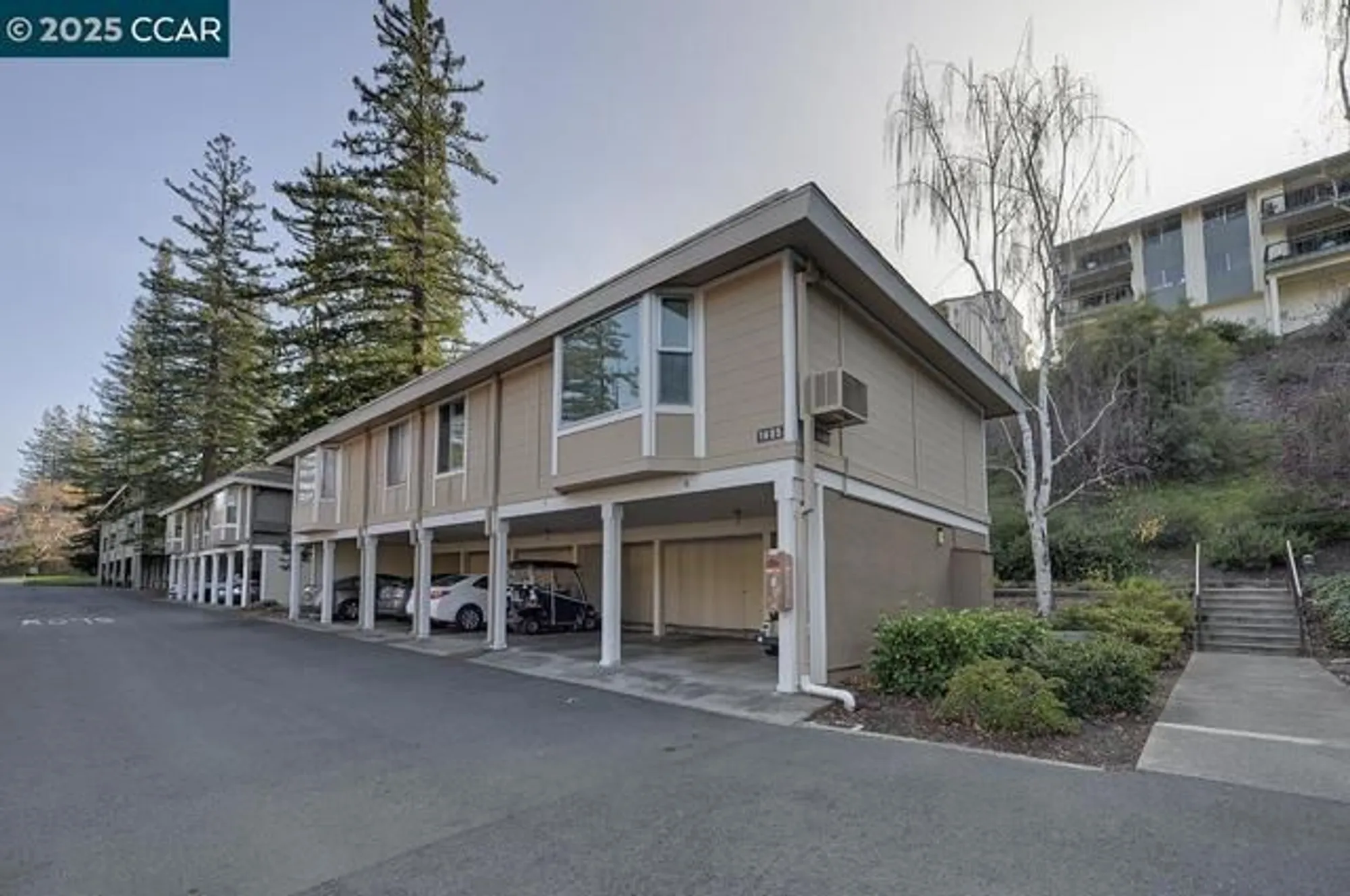 Property Slideshow image 26 of 39 | 1405 ptarmigan dr apt 1, Walnut Creek, CA, 94595