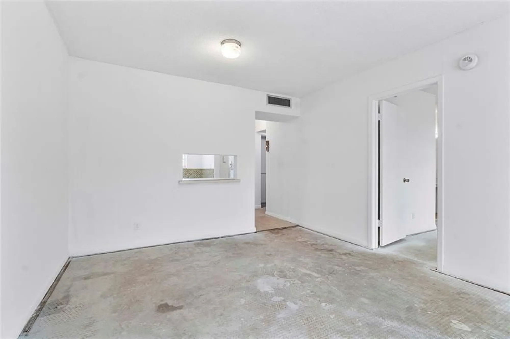 Property Slideshow image 15 of 21 | , Lauderdale Lakes, FL, 33313