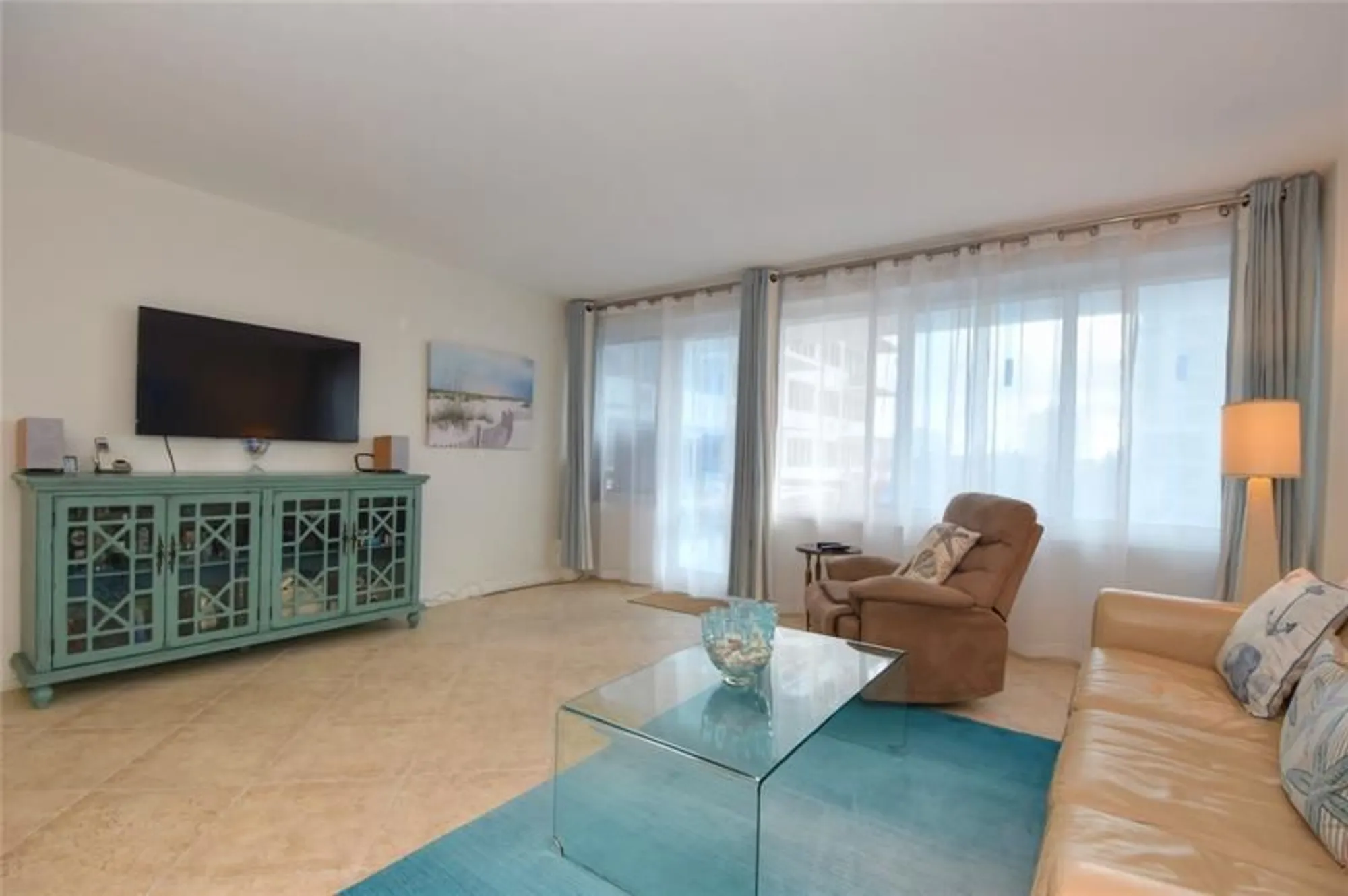 Property Slideshow image 13 of 49 | 3233 ne 34th st 520, Fort Lauderdale, FL, 33308