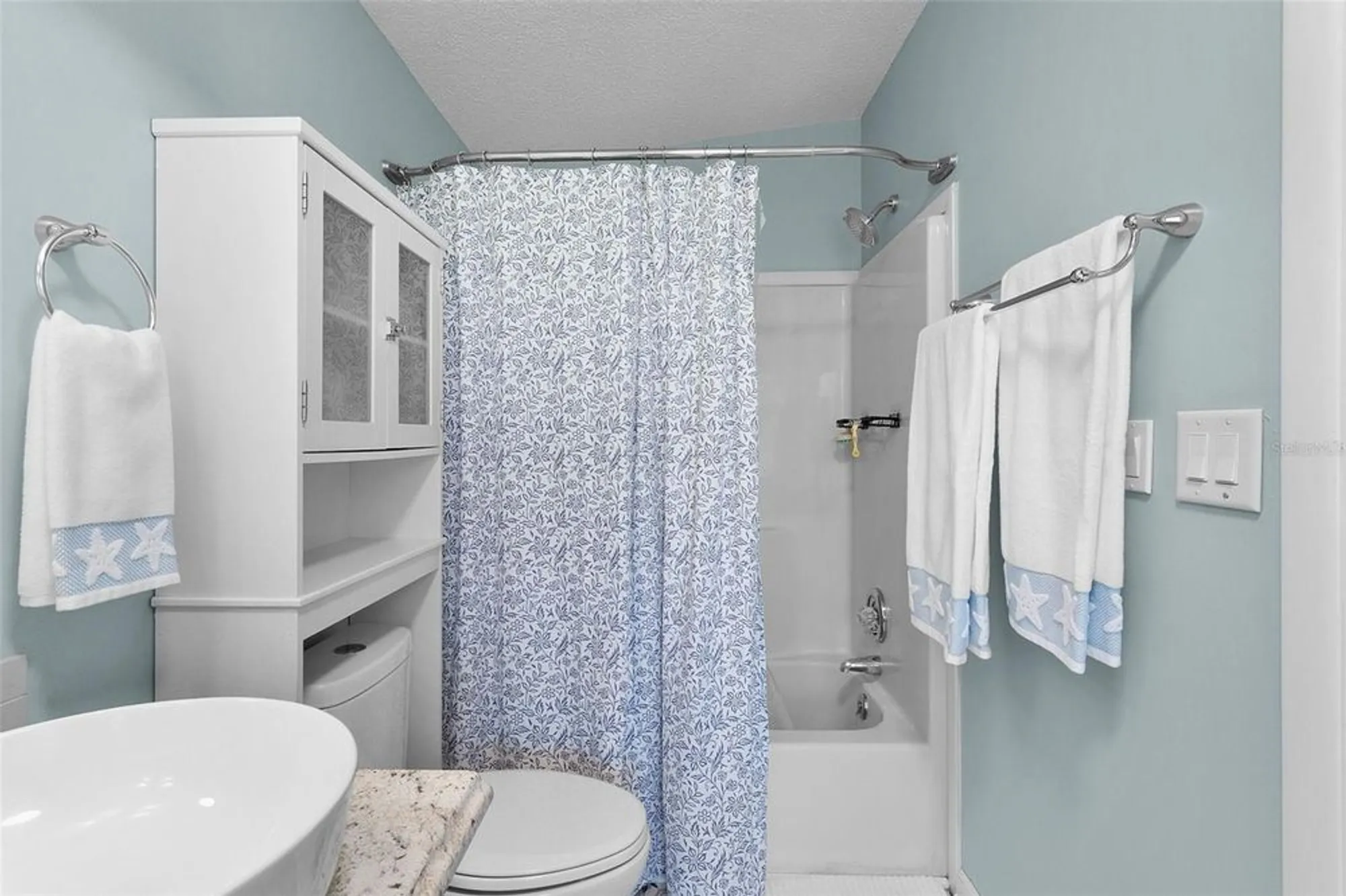 Property Slideshow image 25 of 42 | 1717 palm aire dr, Lady Lake, FL, 32159