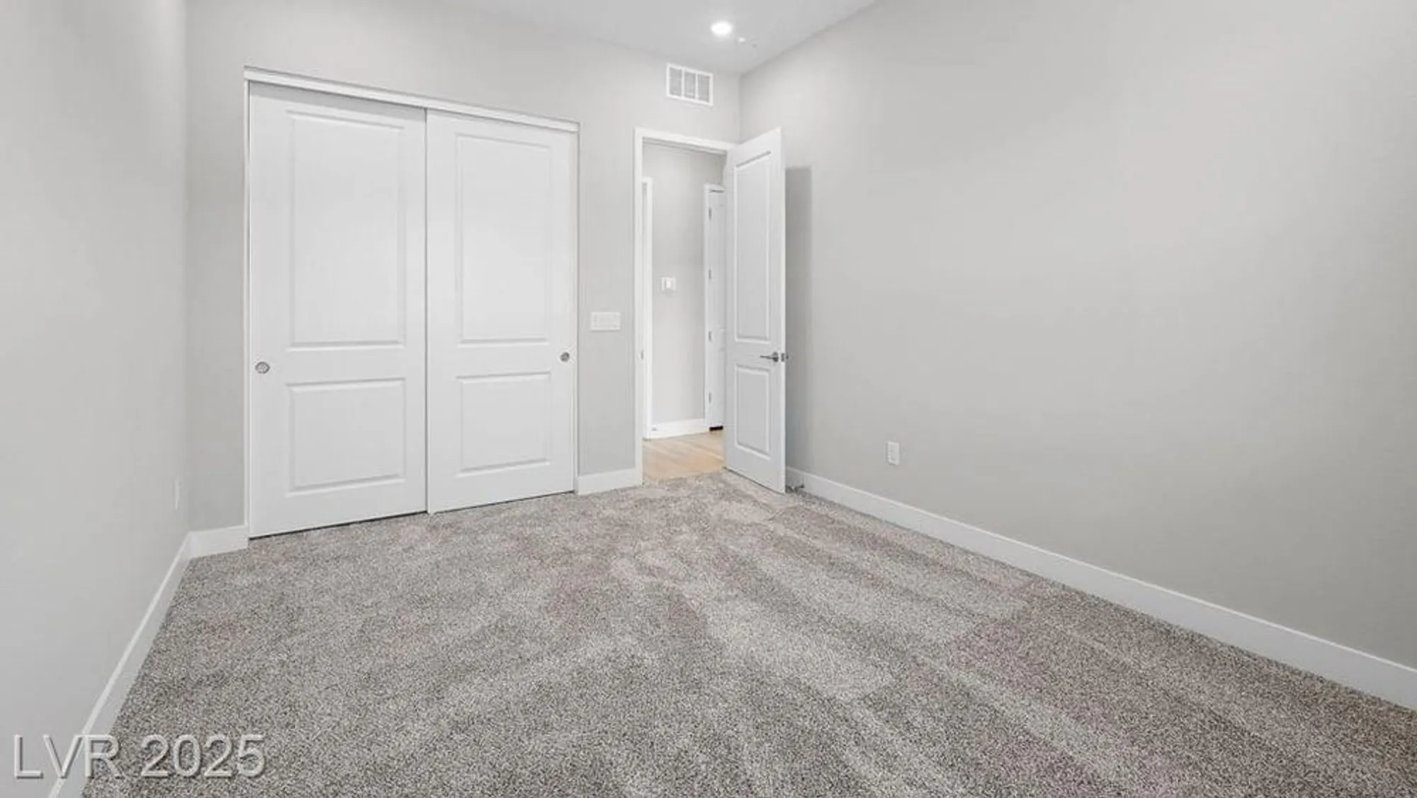 Property Slideshow image 9 of 48 | 241 paraggi bay dr, Henderson, NV, 89011