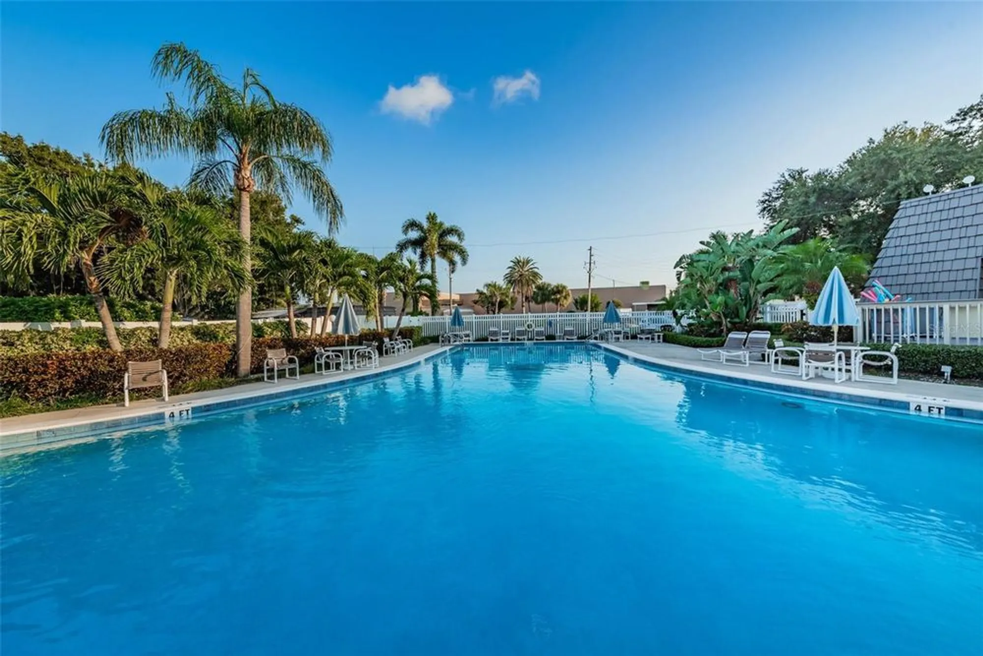 Property Slideshow image 39 of 49 | 14130 rosemary ln apt 3306, Largo, FL, 33774