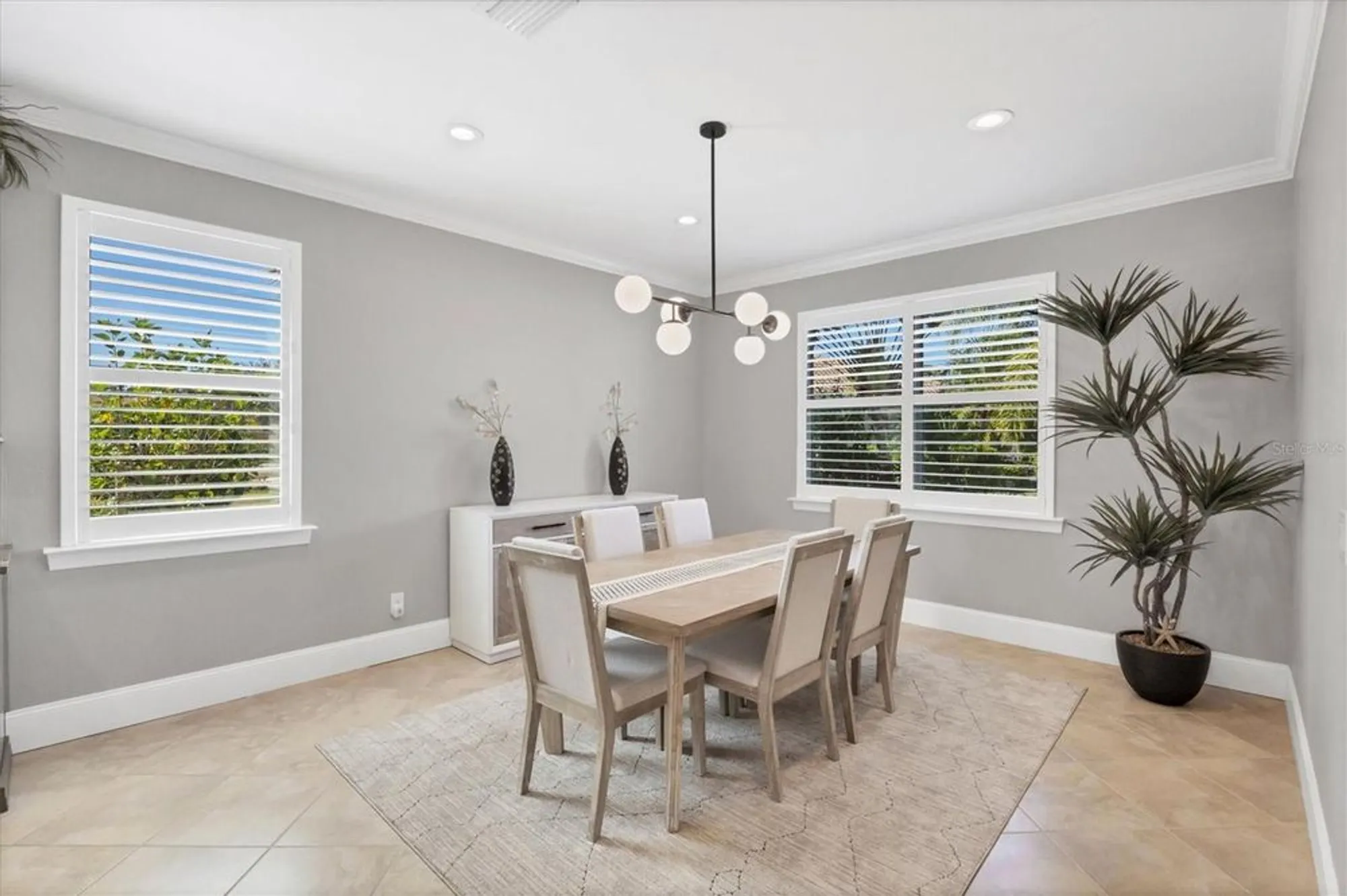 Property Slideshow image 18 of 66 | 6144 abaco dr, Sarasota, FL, 34238