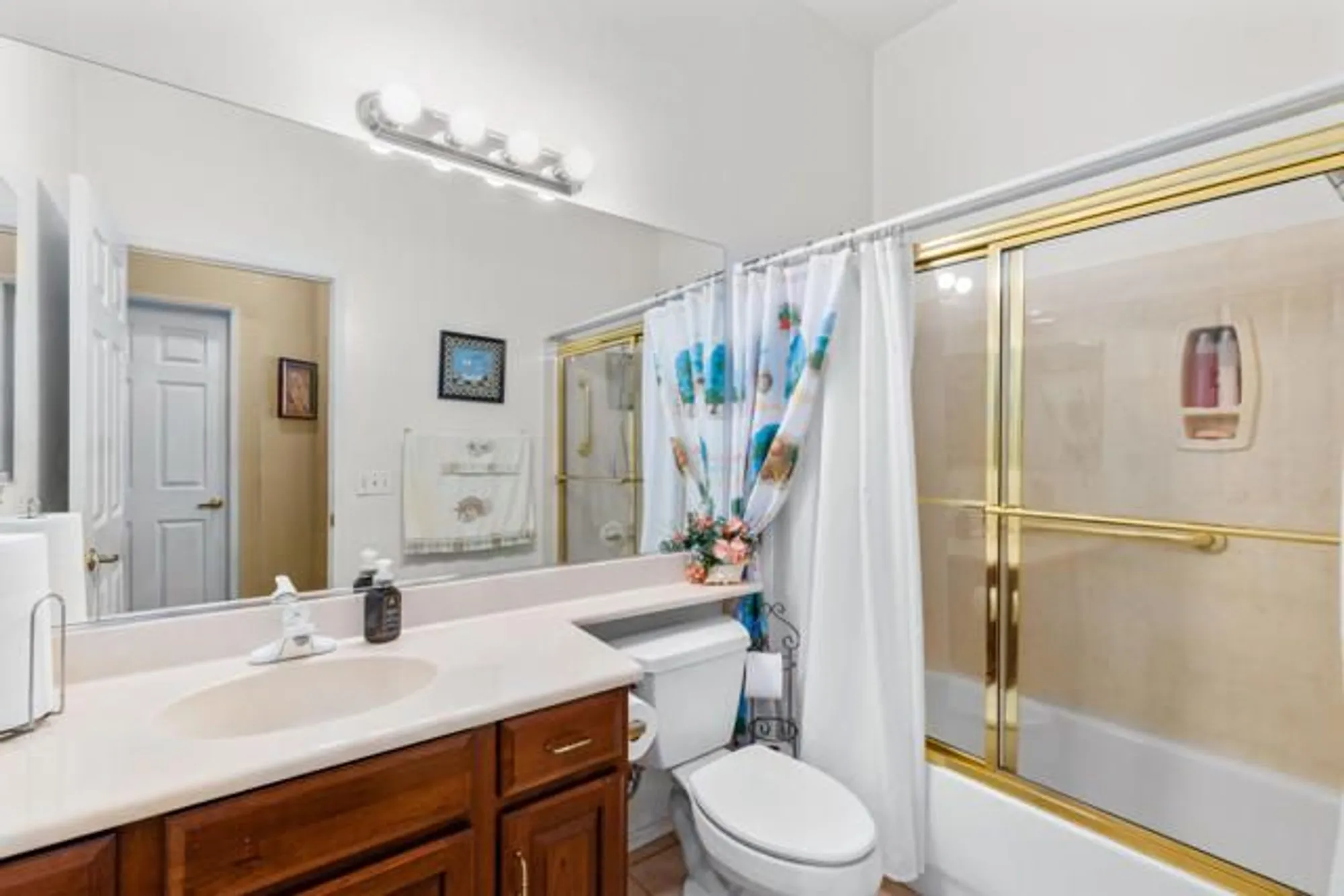 Property Slideshow image 36 of 65 | 43986 medinah dr, Indio, CA, 92201