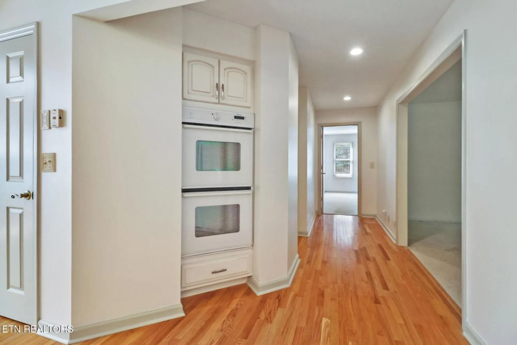 Property Slideshow image 23 of 55 | 11 kingsboro ln, Crossville, TN, 38558