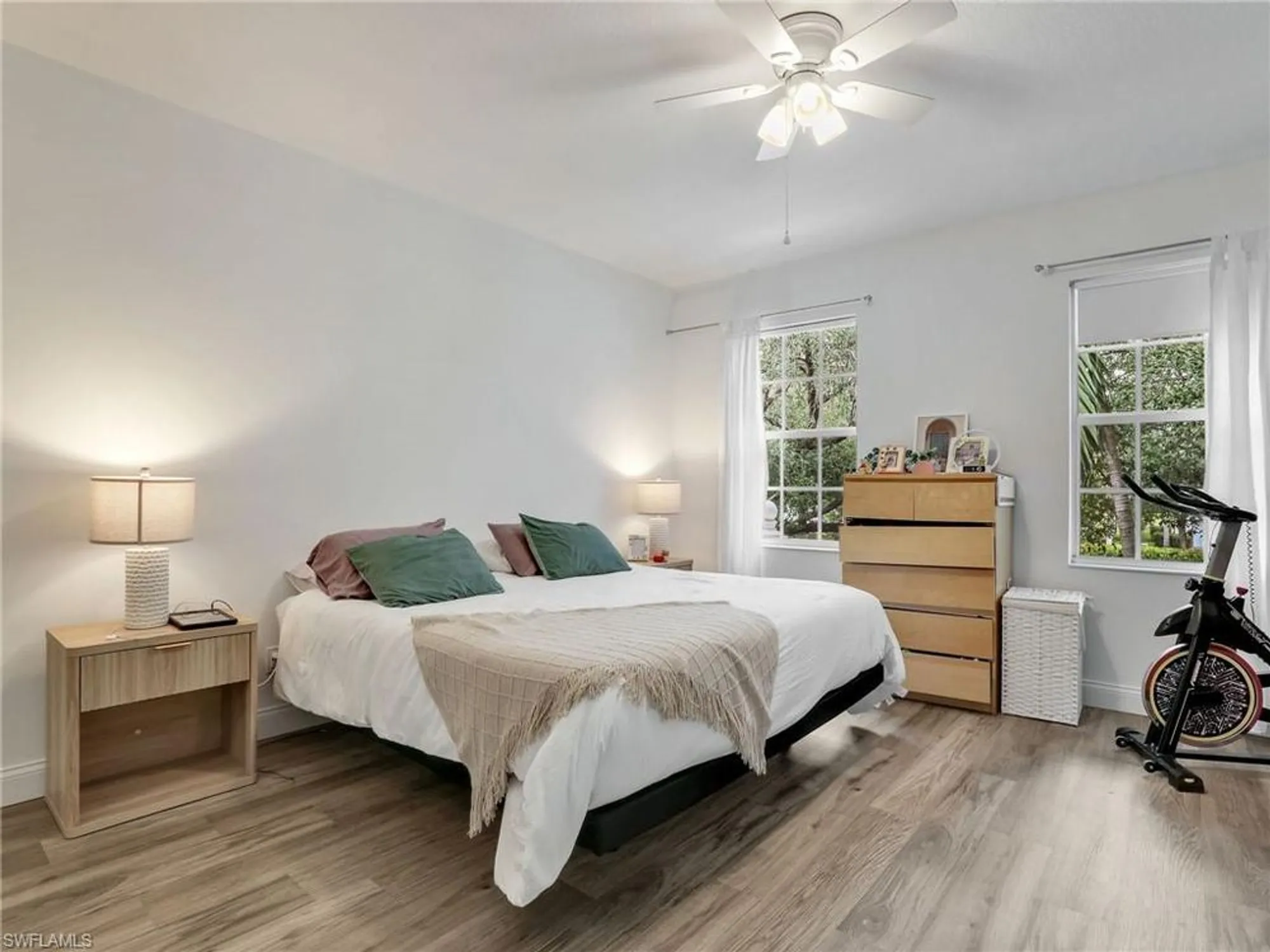 Property Slideshow image 14 of 47 | 3580 islandwalk cir, Naples, FL, 34119