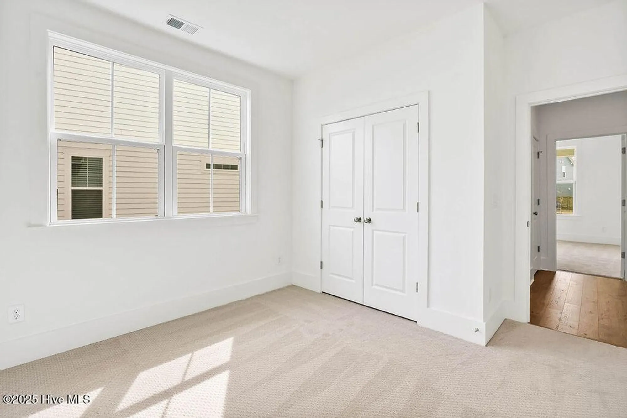 Property Slideshow image 22 of 33 | 201 longhill dr, Wilmington, NC, 28412