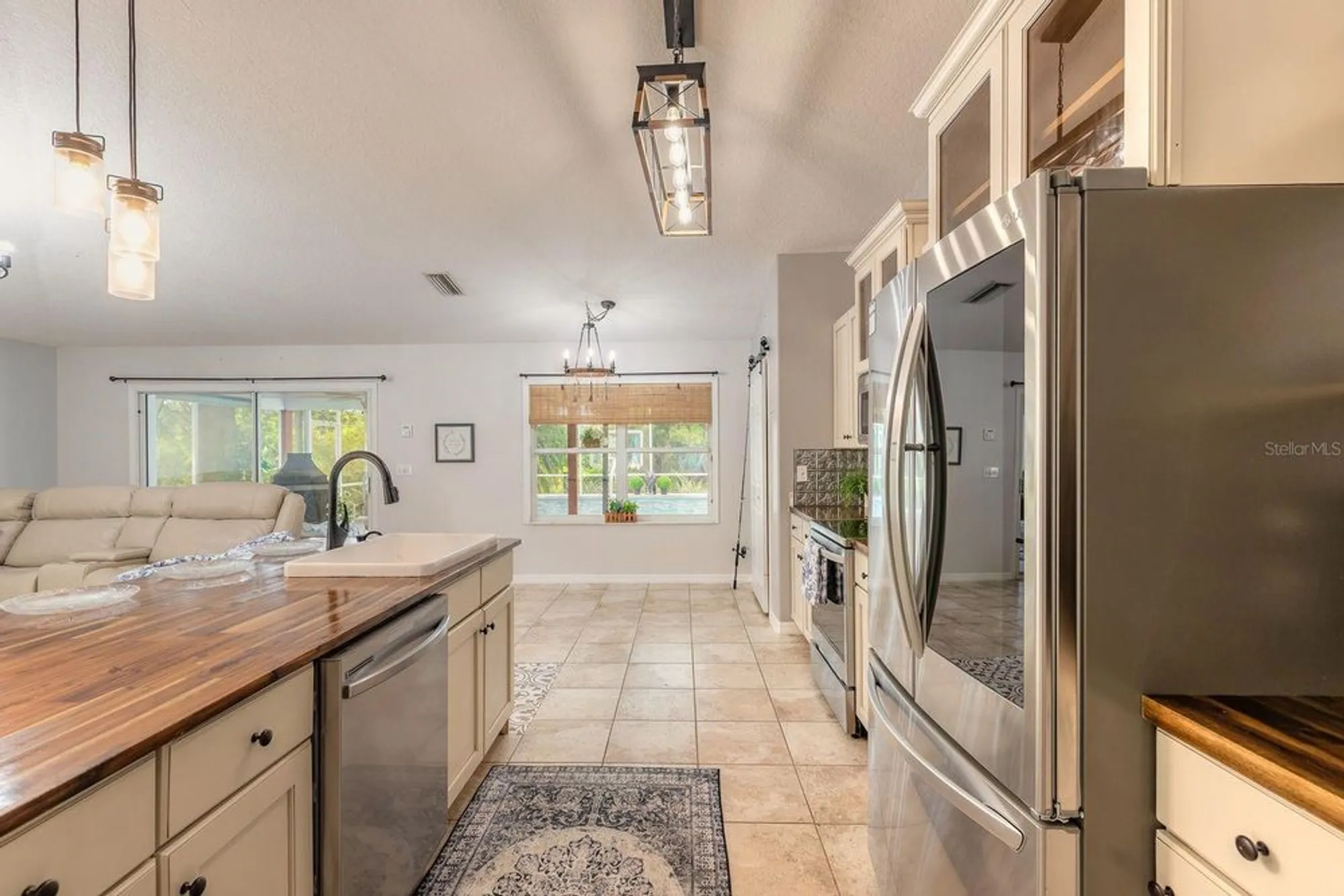 Property Slideshow image 23 of 44 | 920 brookridge ln, Ormond Beach, FL, 32174