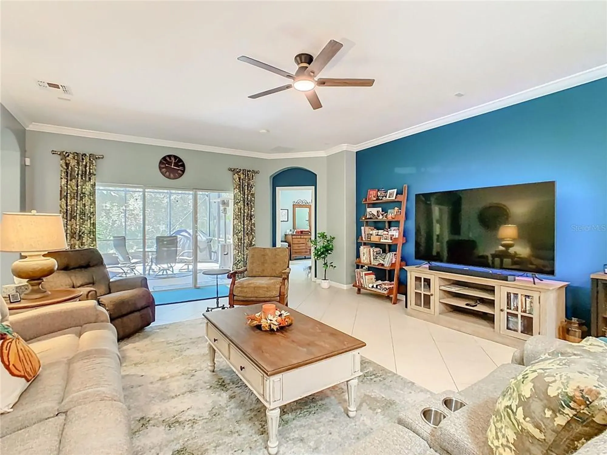 Property Slideshow image 5 of 76 | 680 portofino dr, Poinciana, FL, 34759