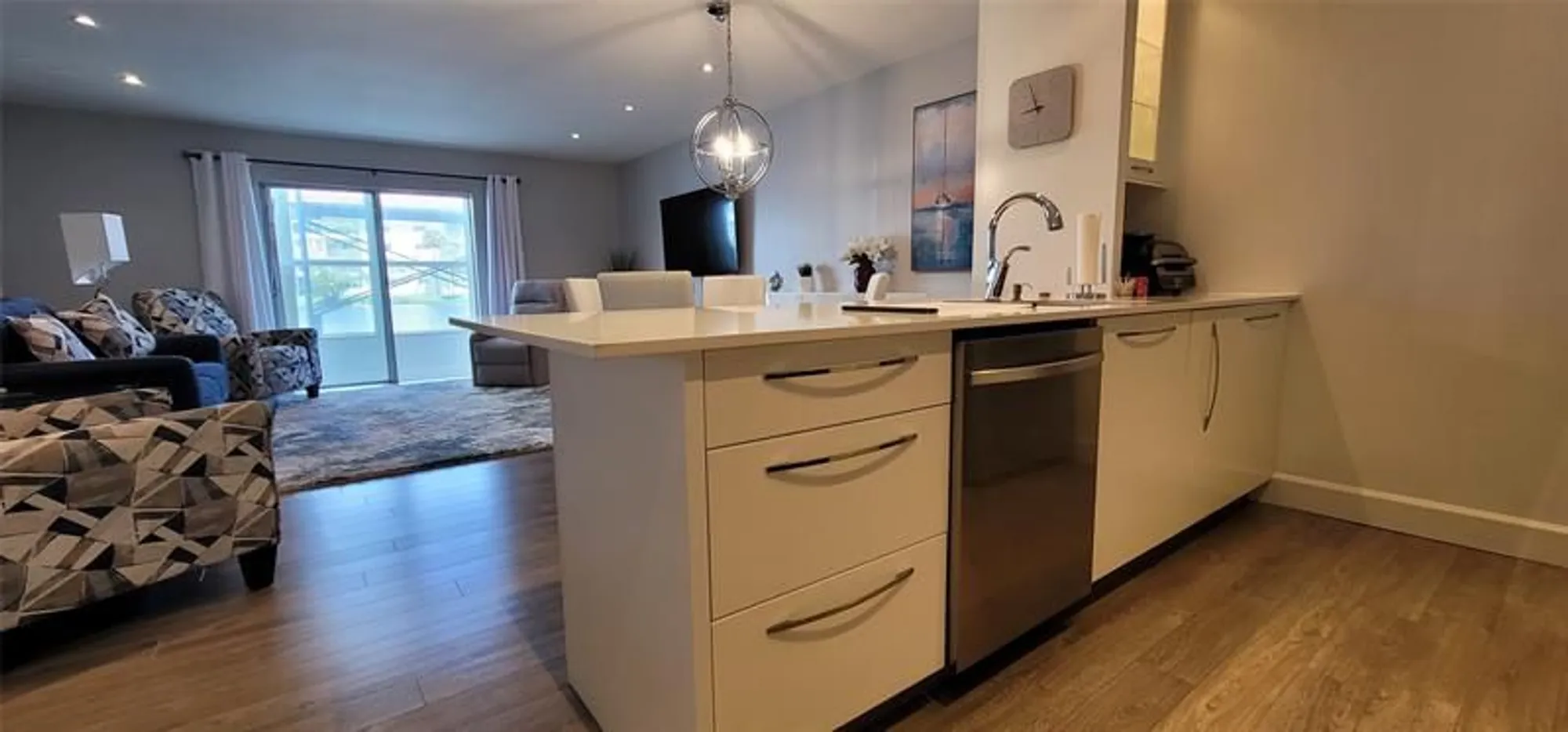 Property Slideshow image 6 of 43 | 4751 nw 21st st 112, Lauderhill, FL, 33313