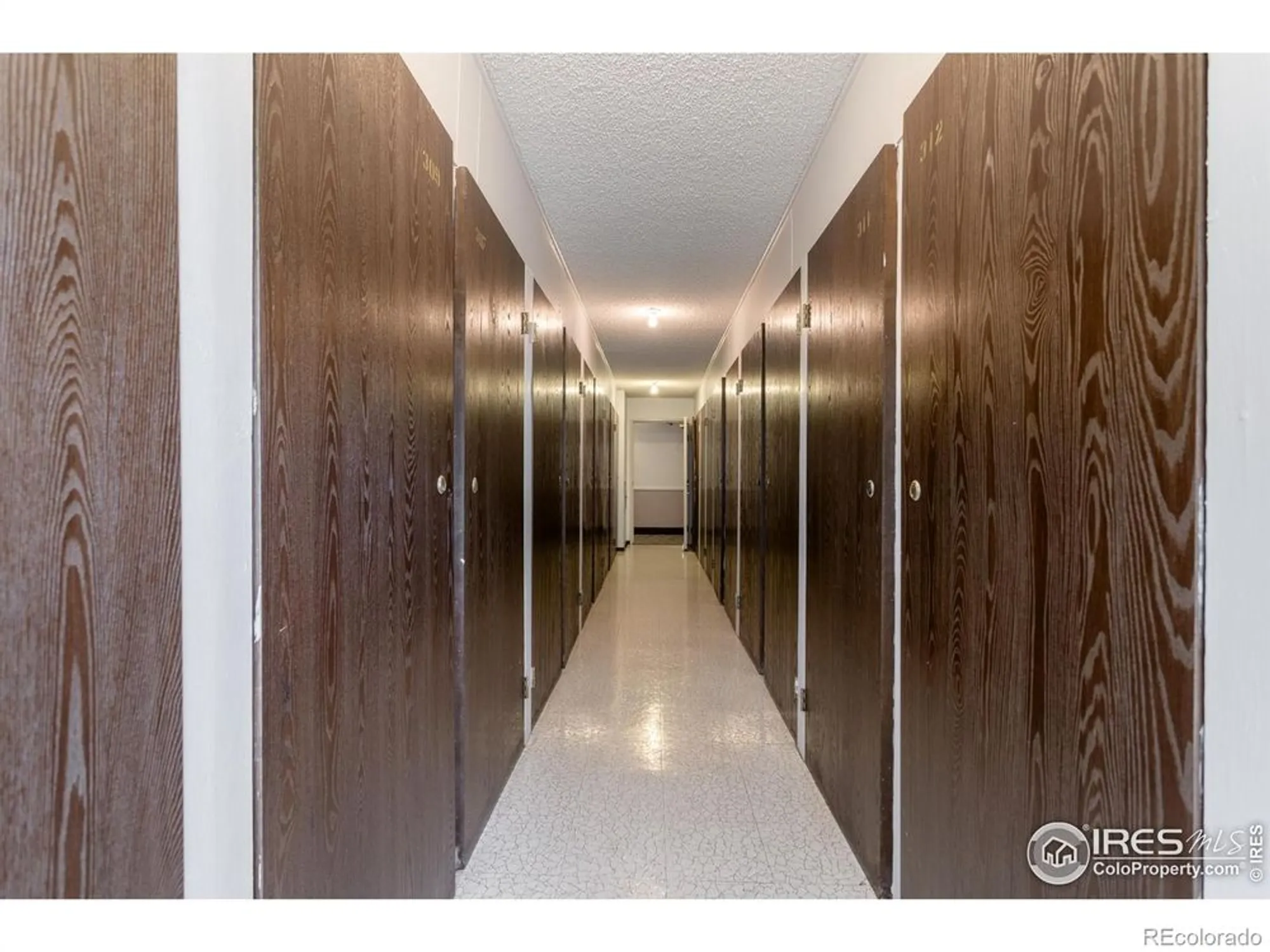 Property Slideshow image 21 of 21 | 3144 s wheeling way 209, Aurora, CO, 80014