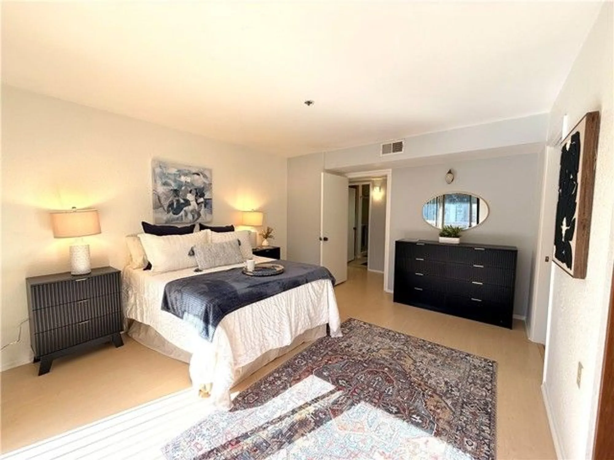 Property Slideshow image 25 of 27 | 13601 del monte dr apt a47, Seal Beach, CA, 90740