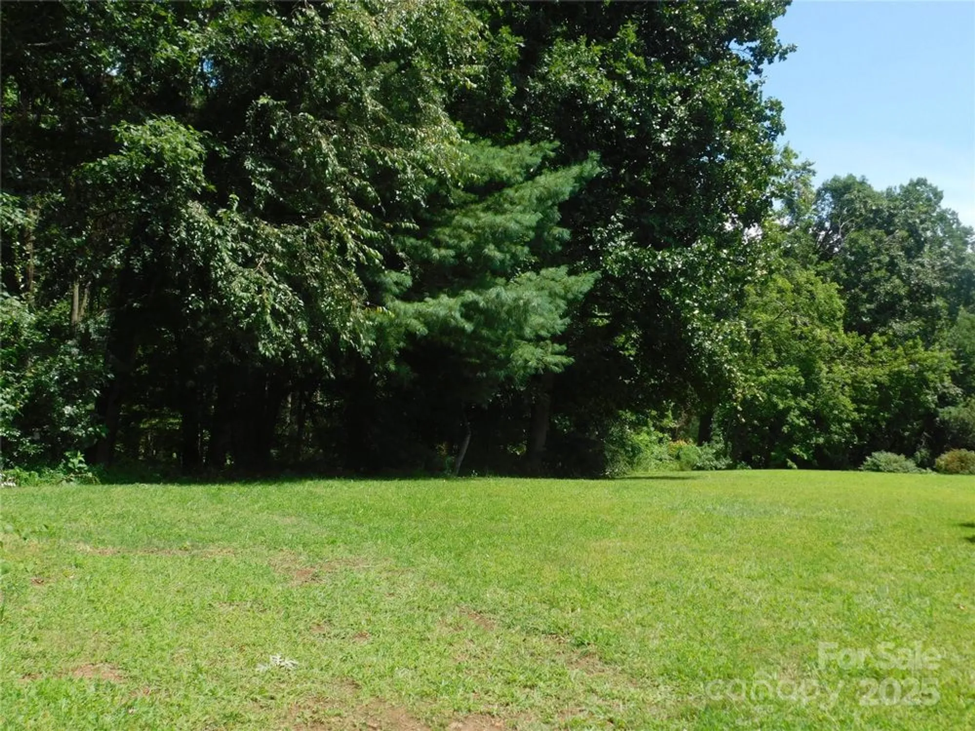 Property Slideshow image 30 of 33 | 125 fulton dr, Hendersonville, NC, 28792