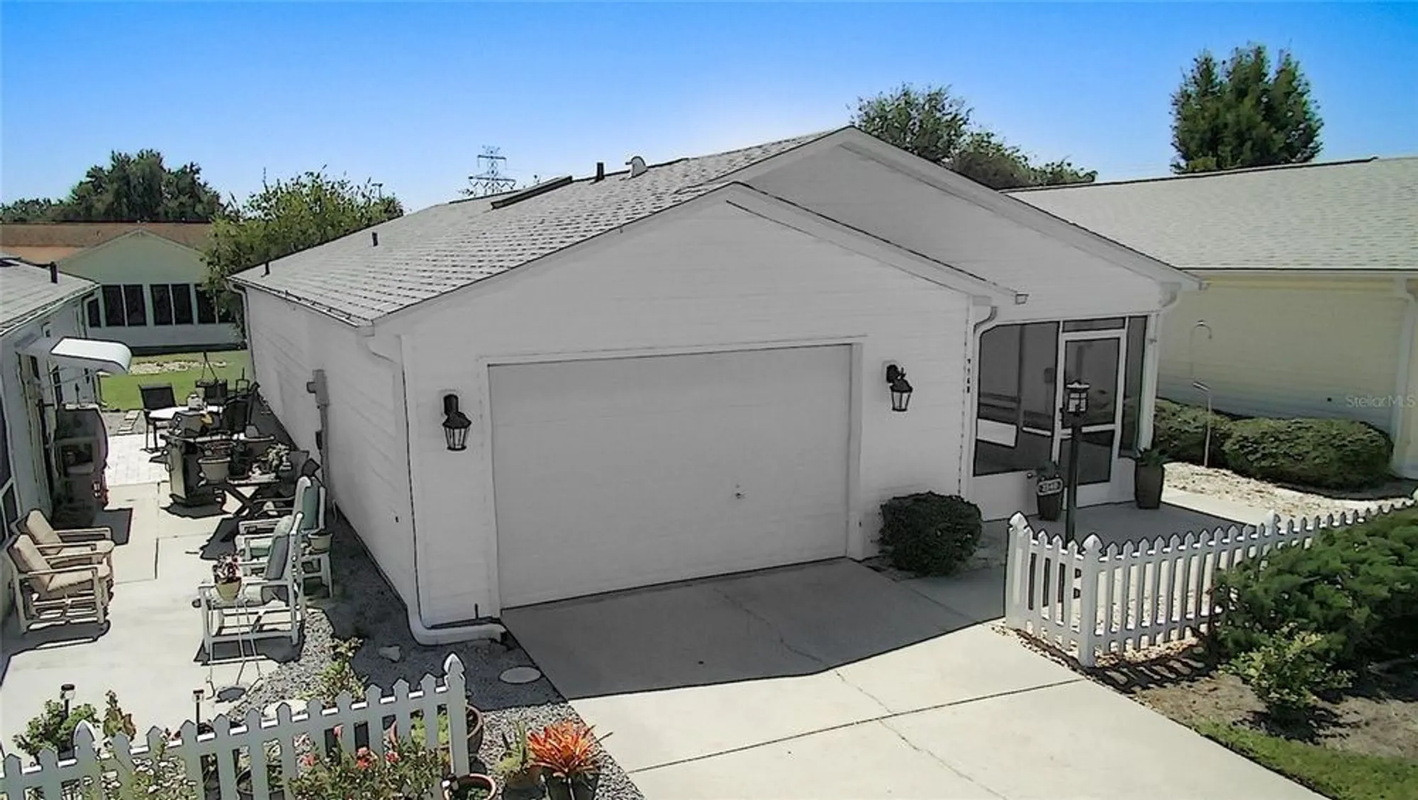 Property Slideshow image 5 of 42 | 2140 estevez dr, The Villages, FL, 32159