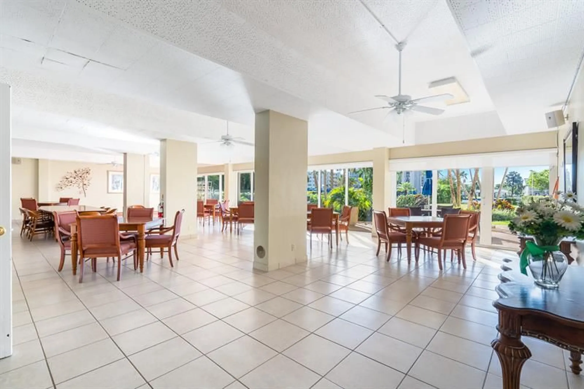 Property Slideshow image 25 of 35 | 3233 ne 34th st apt 814, Fort Lauderdale, FL, 33308