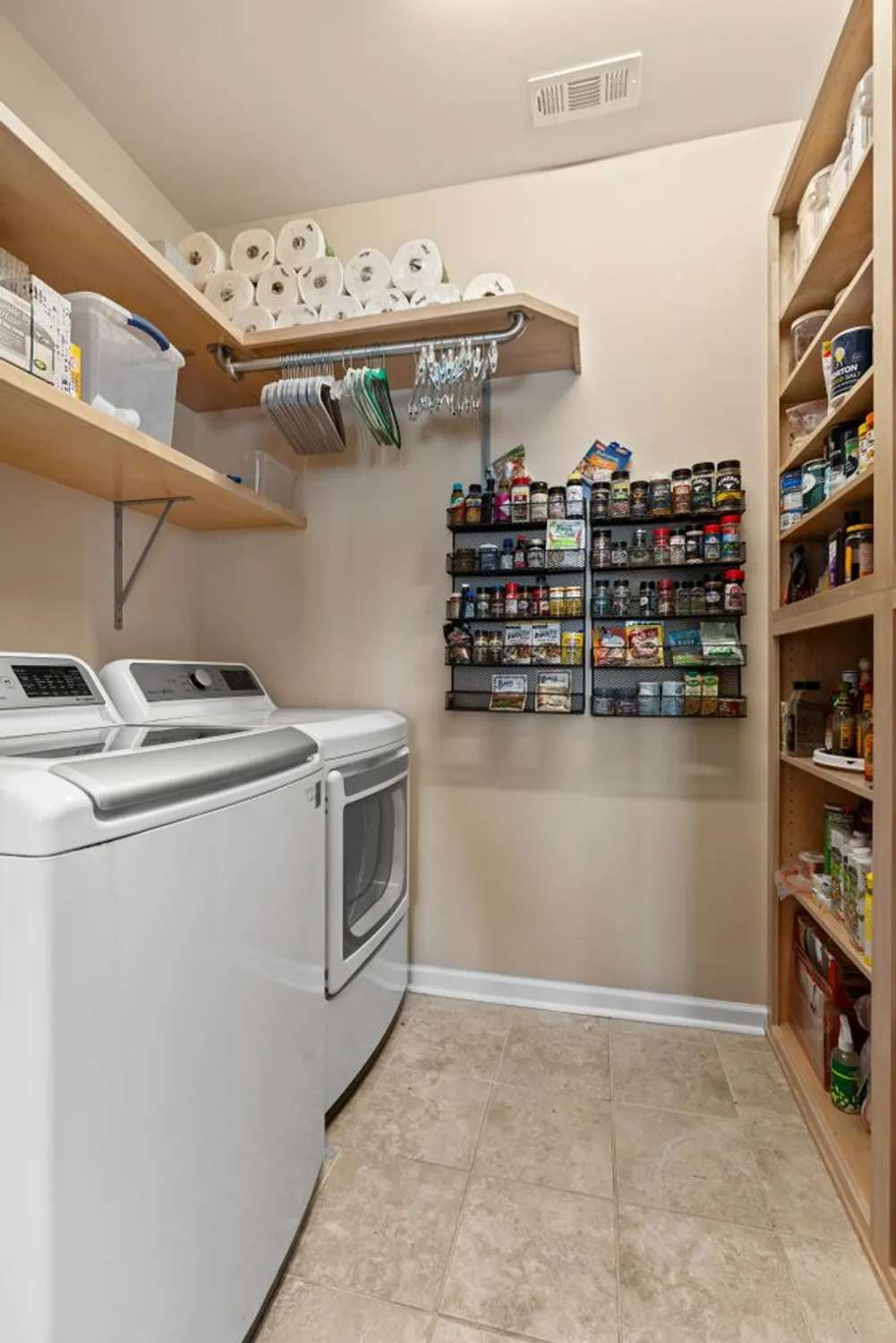 Property Slideshow image 44 of 84 | 102 drummers way, Mount Juliet, TN, 37122