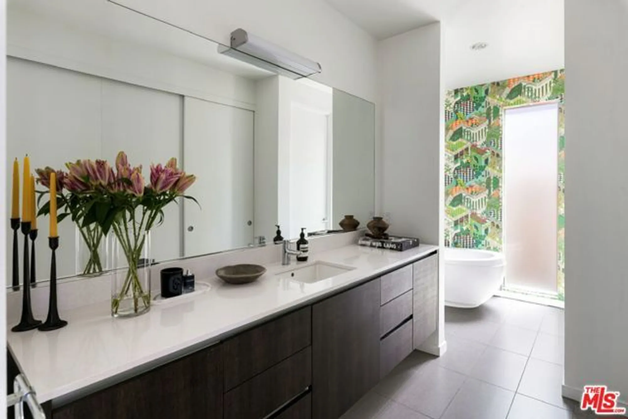 Property Slideshow image 16 of 22 | 4631 kellogg way, Palm Springs, CA, 92262