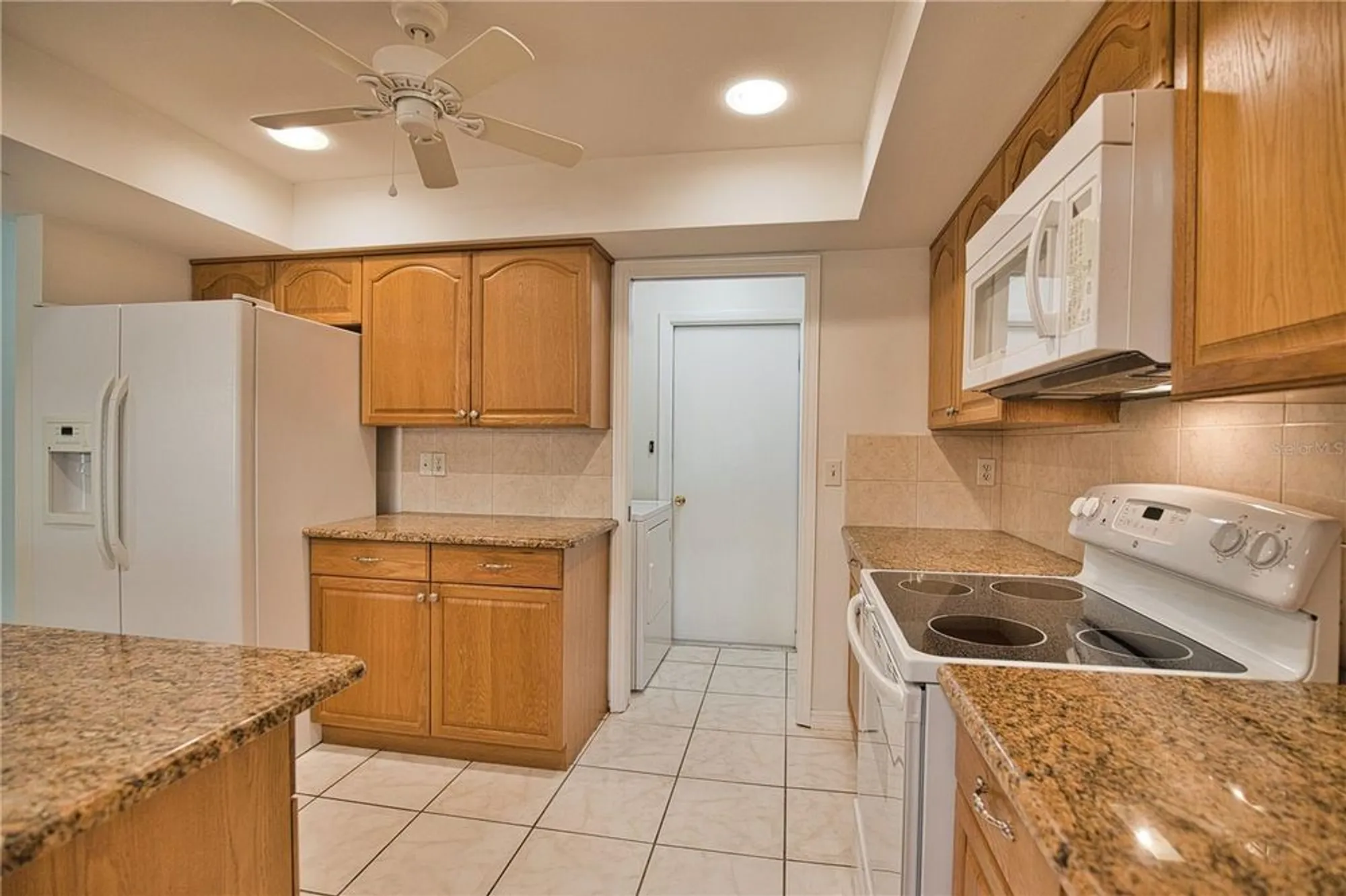 Property Slideshow image 15 of 45 | 7171 wood creek dr 5, Sarasota, FL, 34231
