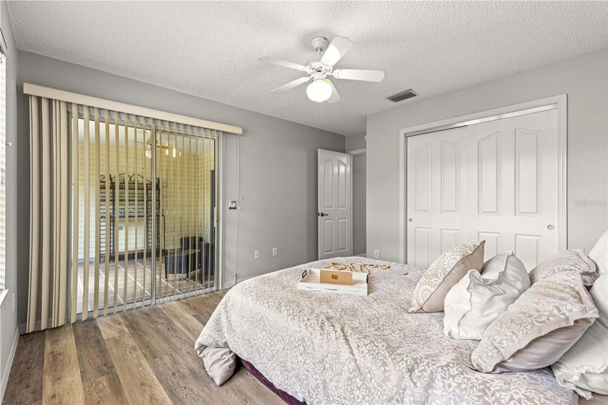 Property Slideshow image 31 of 58 | 2450 merida cir, The Villages, FL, 32162