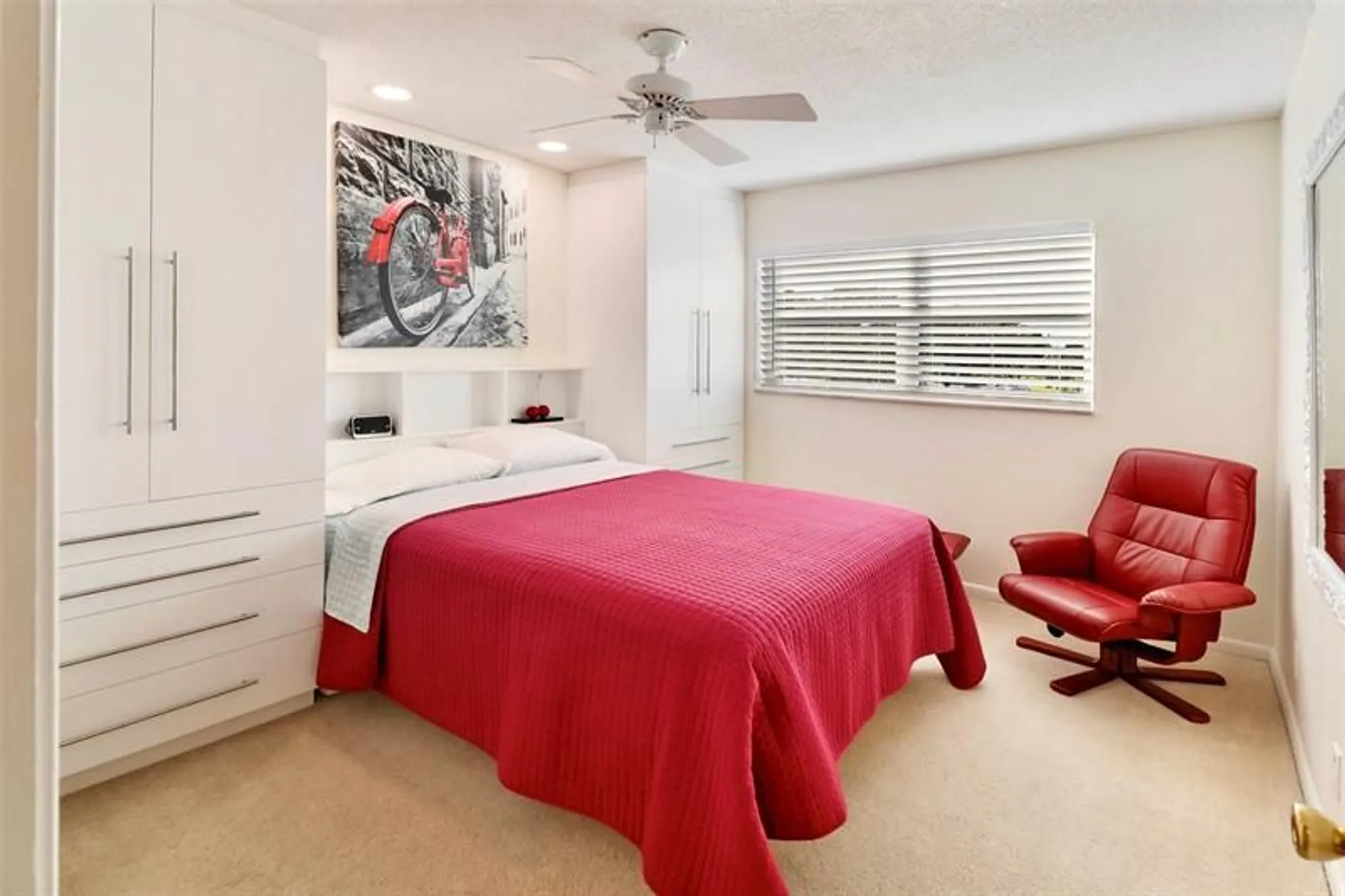 Property Slideshow image 12 of 31 | 4751 nw 21st st 209, Lauderhill, FL, 33313