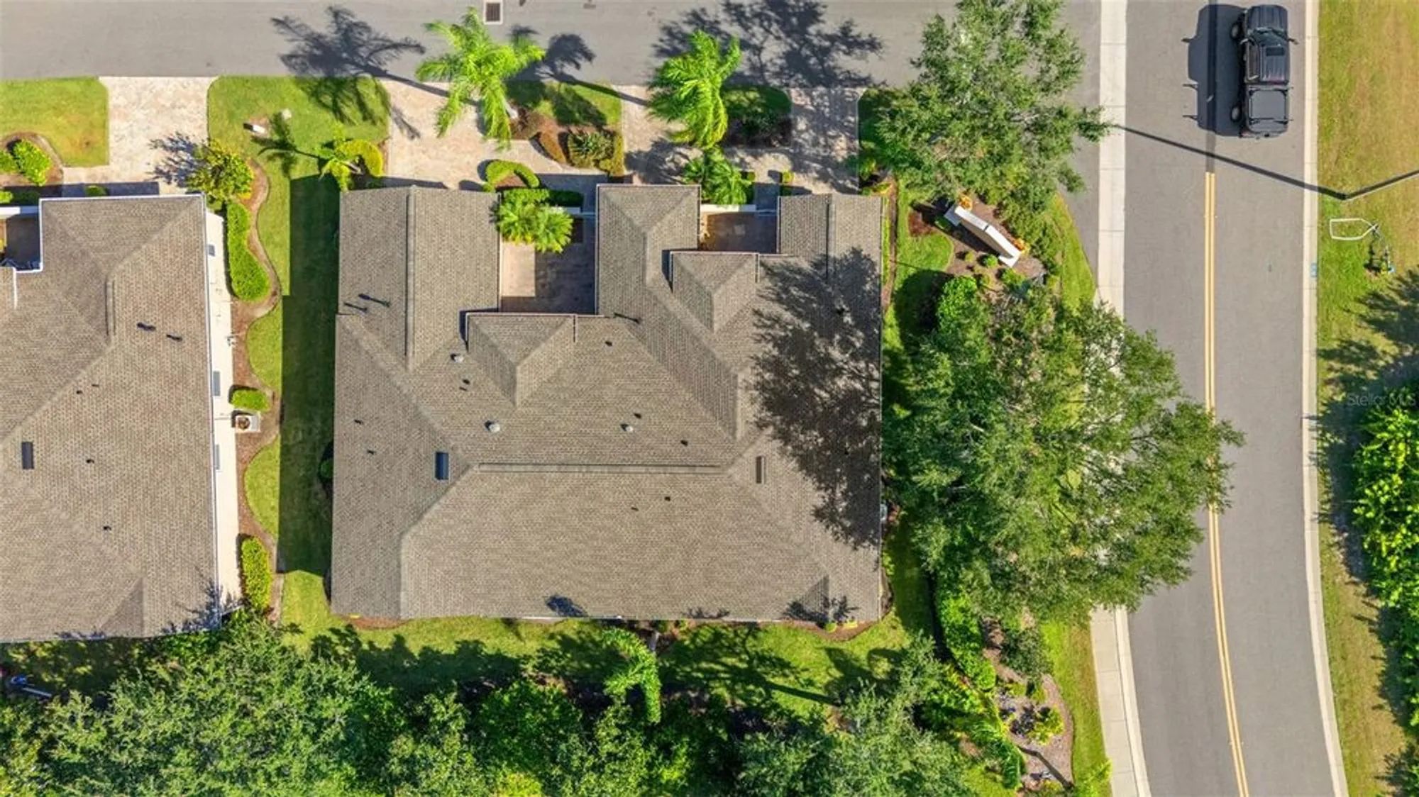 Property Slideshow image 45 of 64 | 2404 kensington greens dr, Sun City Center, FL, 33573