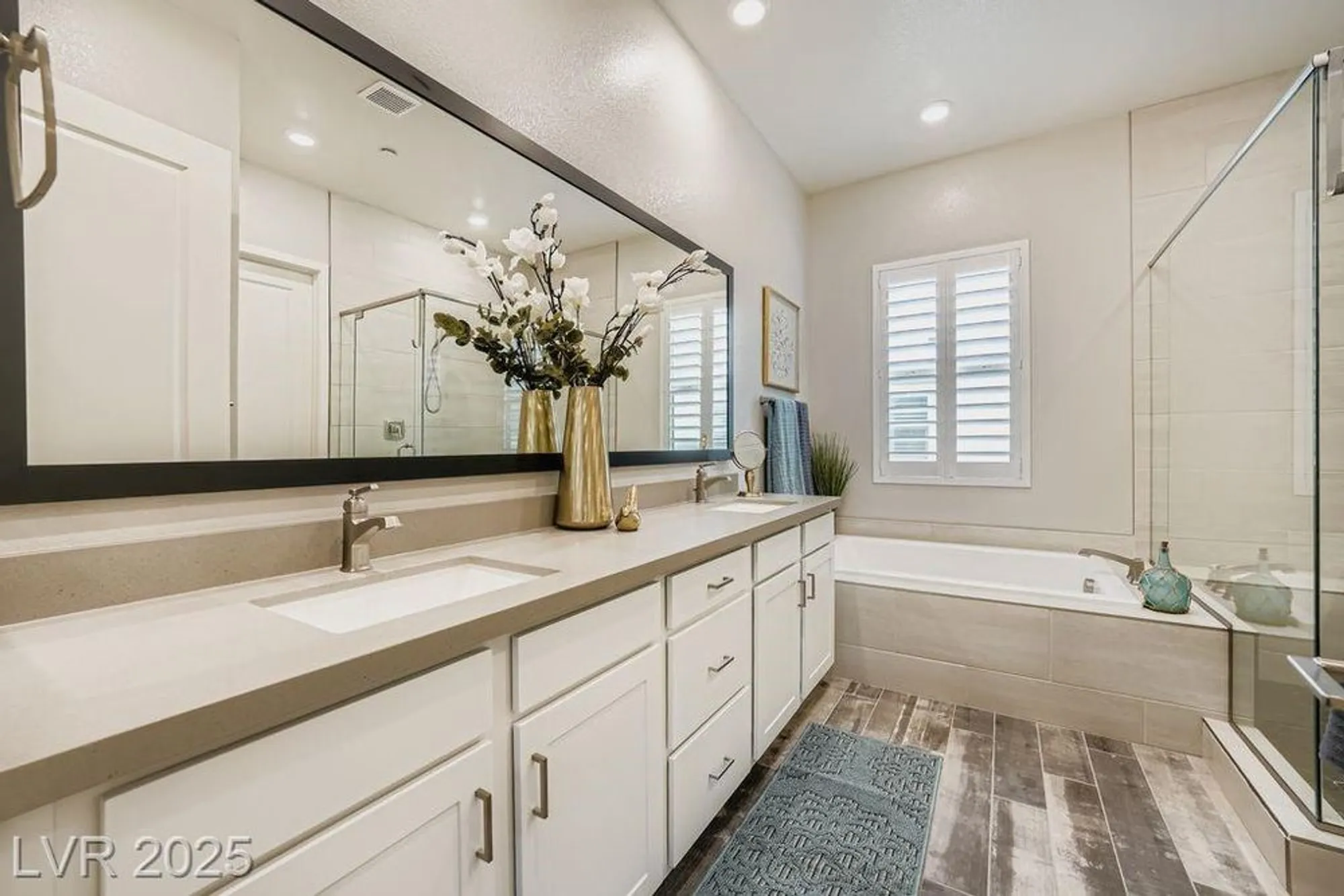 Property Slideshow image 20 of 35 | 4294 swift st, Las Vegas, NV, 89135