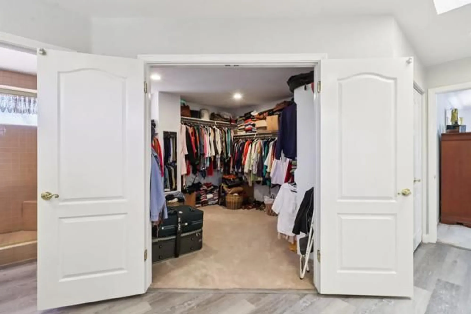 Property Slideshow image 24 of 42 | 9704 indian creek way, Escondido, CA, 92026