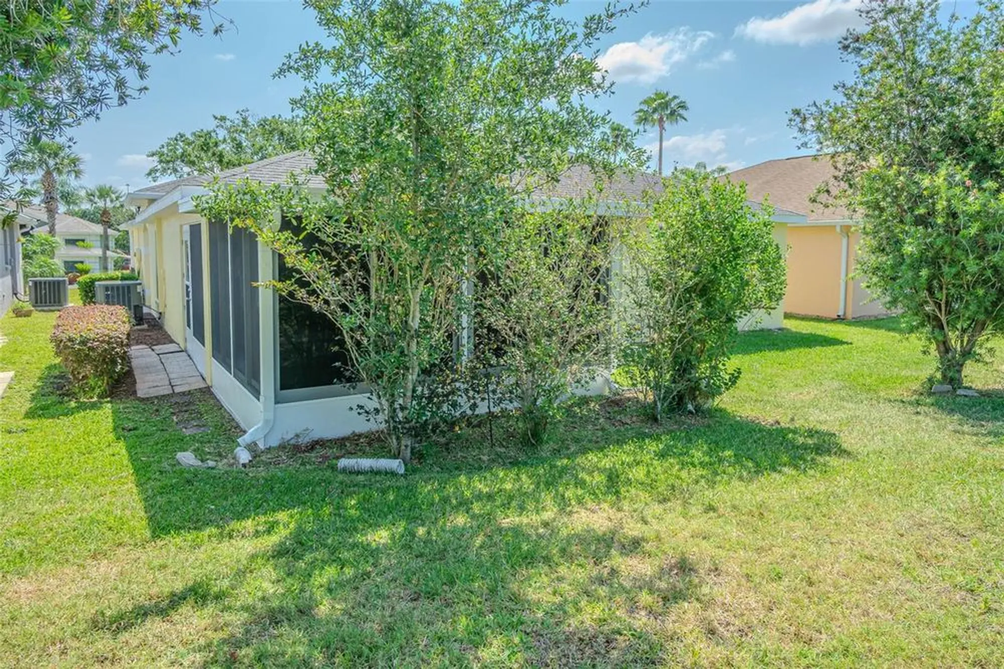 Property Slideshow image 29 of 47 | 10809 collar dr, San Antonio, FL, 33576