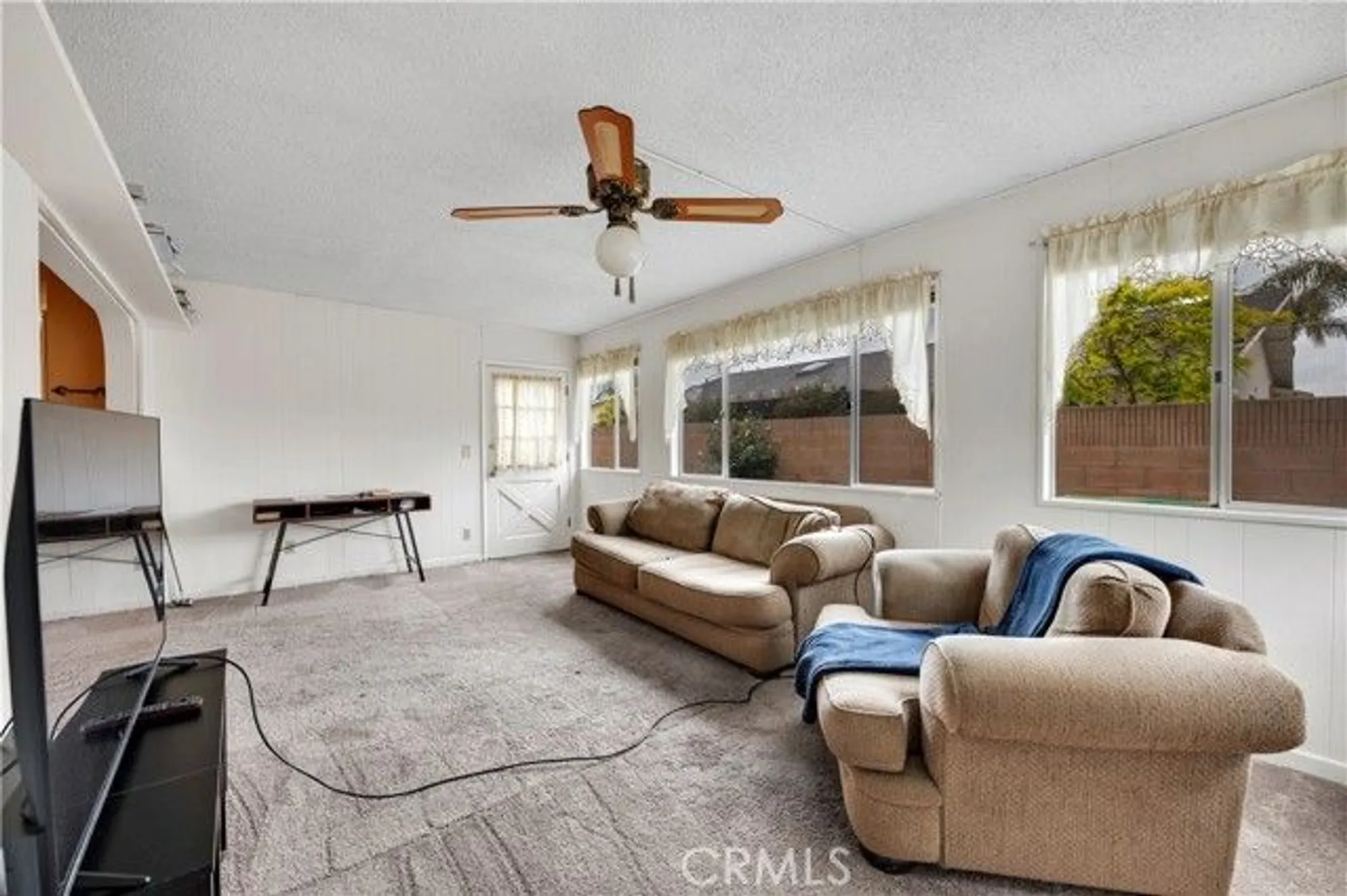 Property Slideshow image 13 of 23 | 1520 sandlewood dr, Hemet, CA, 92543