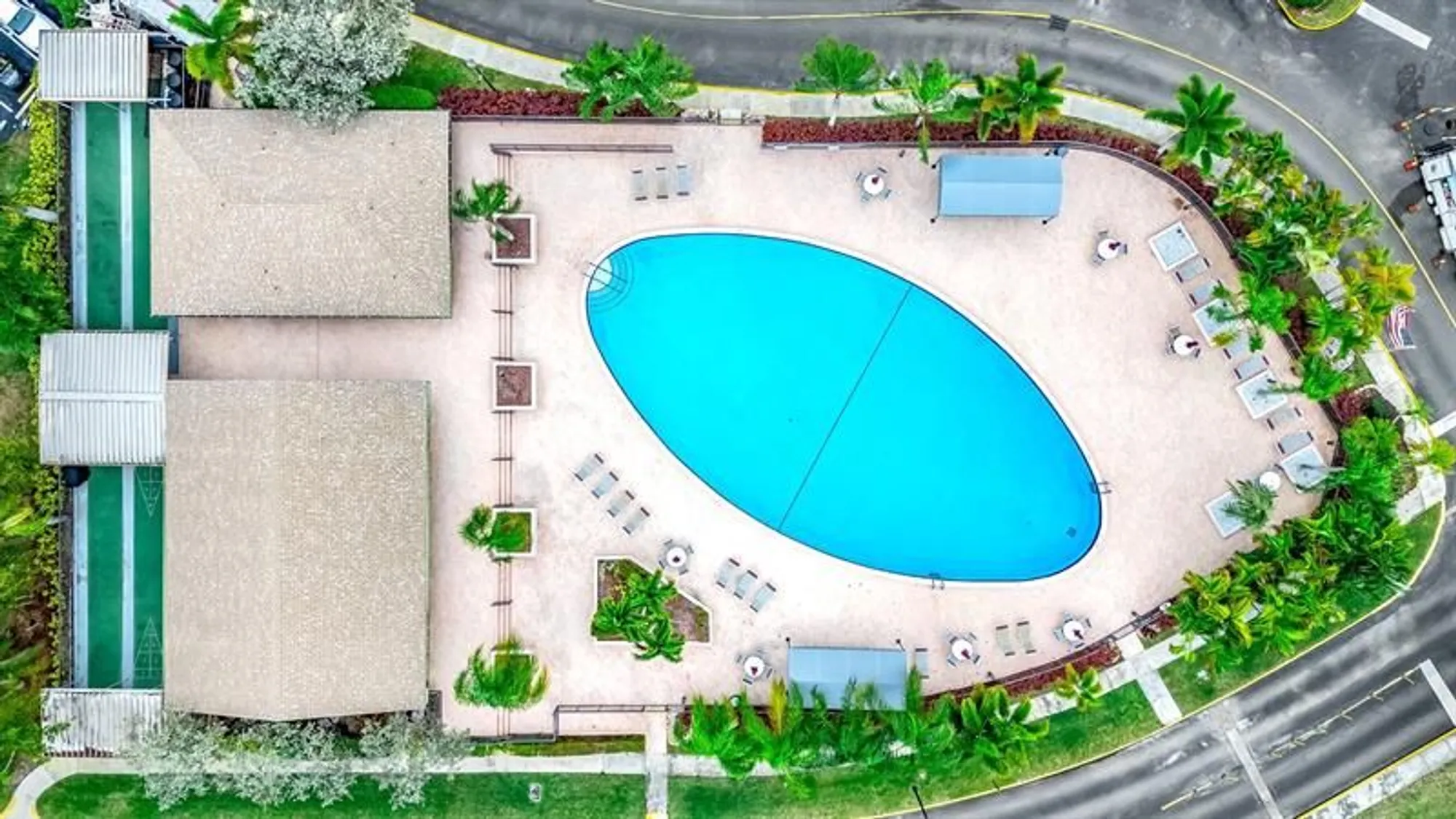 Property Slideshow image 26 of 30 | 9933 n belfort cir 201, Tamarac, FL, 33321