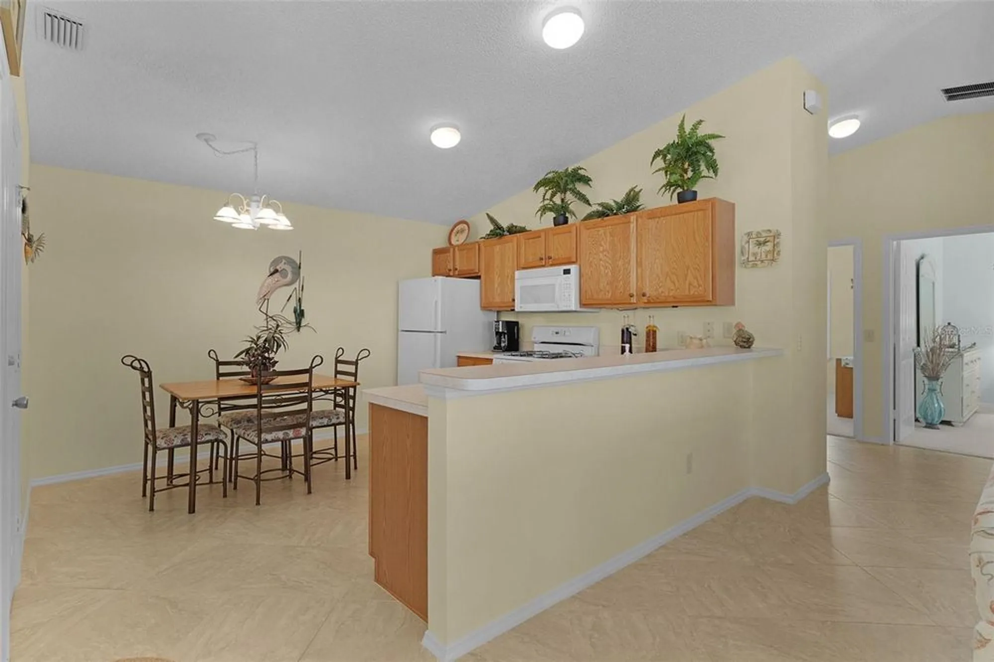Property Slideshow image 11 of 35 | 3604 cambria cir, The Villages, FL, 32162