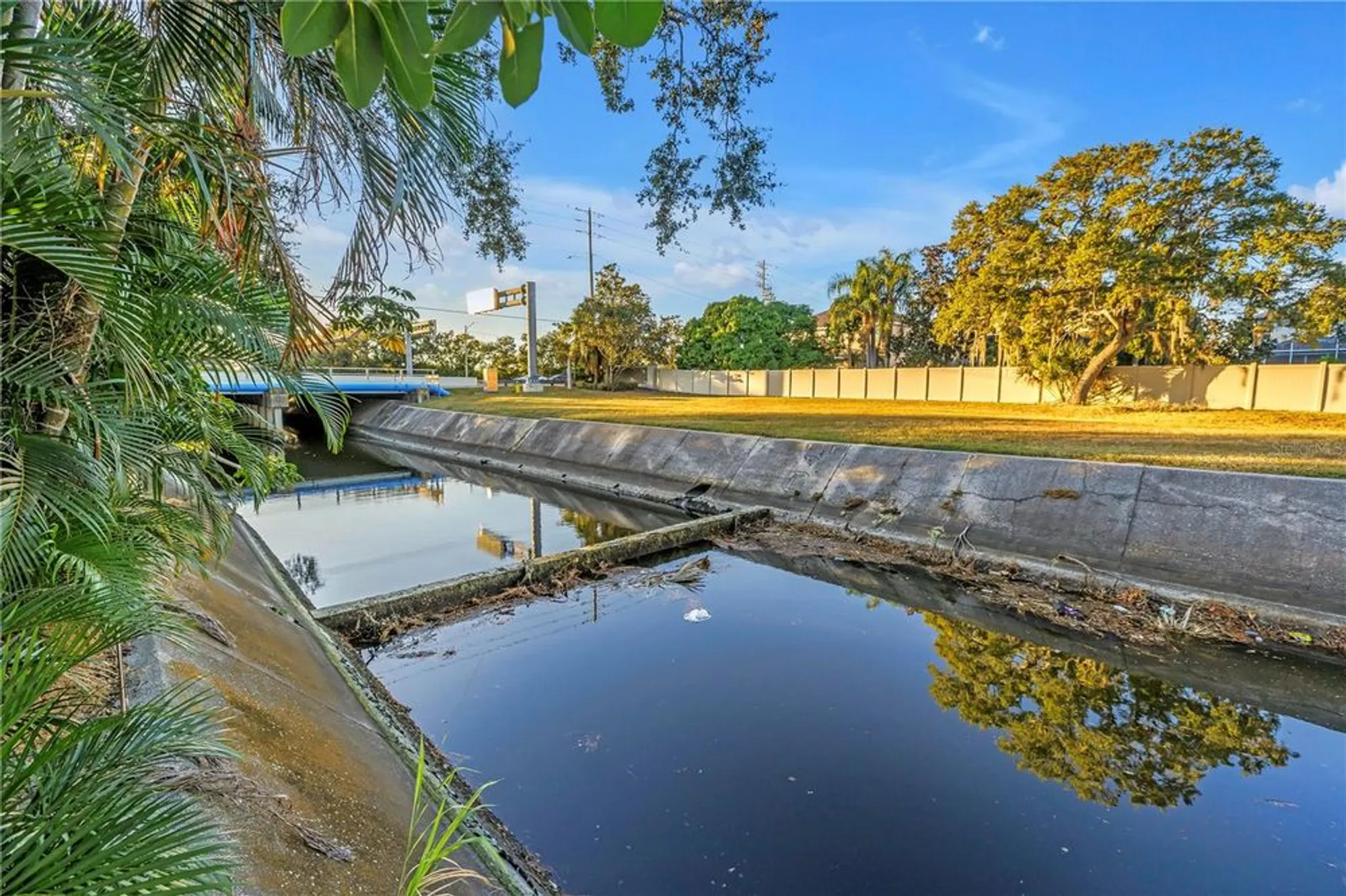 Property Slideshow image 33 of 39 | 7081 lafayette n # 7081, Pinellas Park, FL, 33781