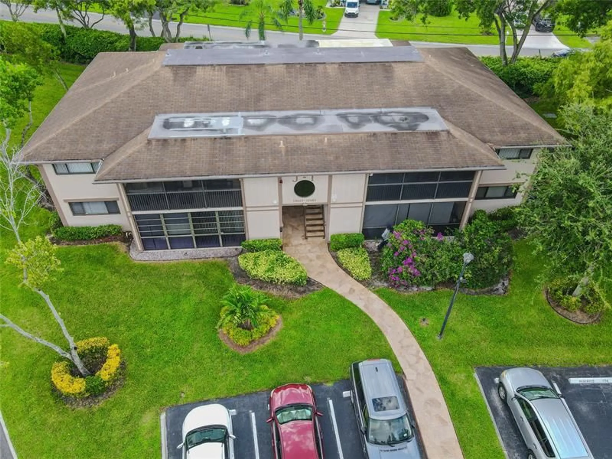 Property Slideshow image 21 of 25 | 10675 w clairmont cir # 202, Tamarac, FL, 33321