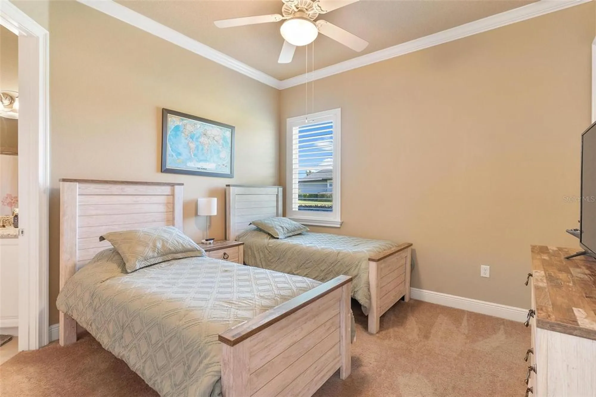 Property Slideshow image 31 of 46 | 39517 hillrise ln, Lady Lake, FL, 32159