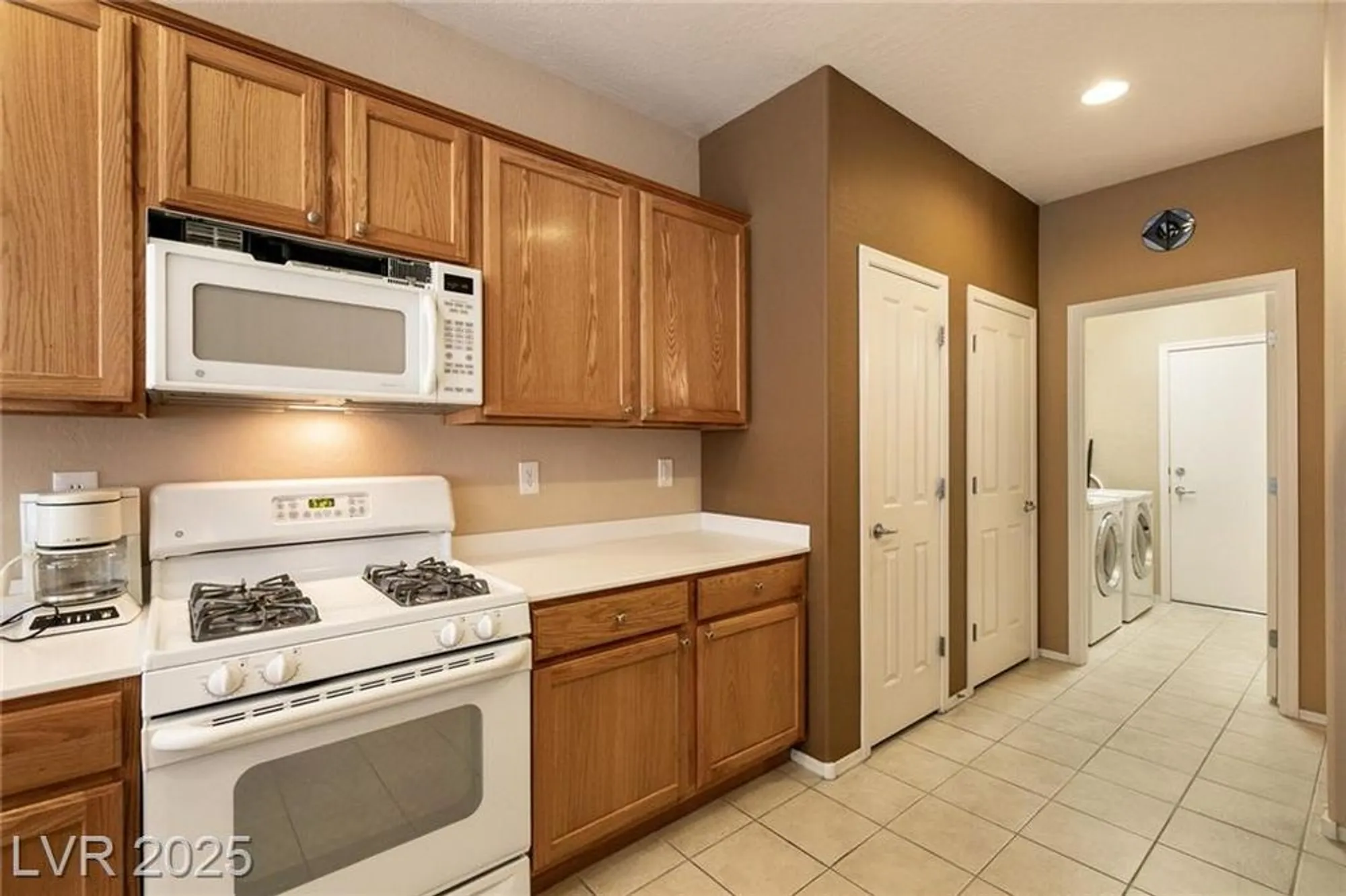 Property Slideshow image 18 of 58 | 7804 island rail dr, North Las Vegas, NV, 89084
