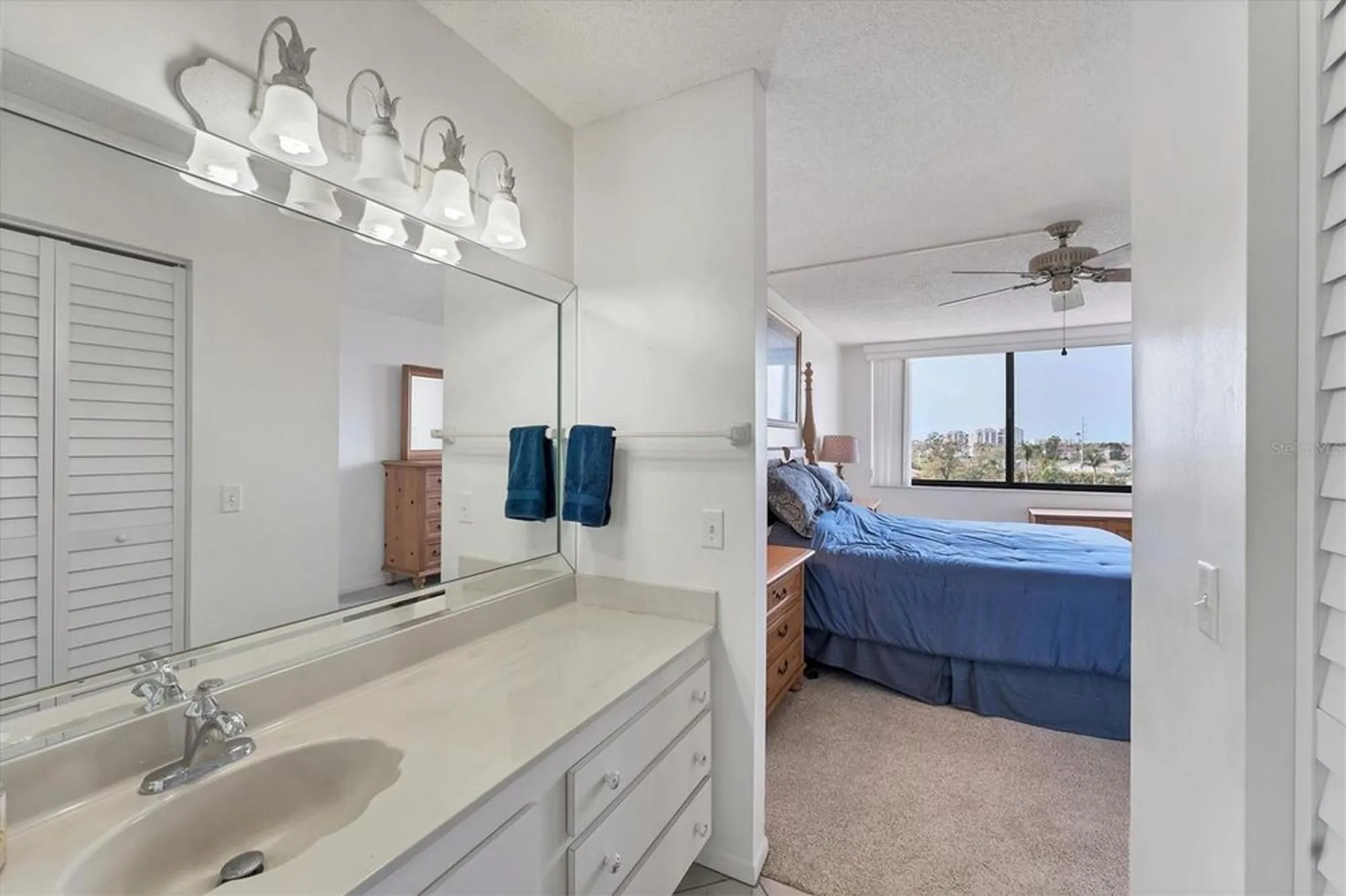 Property Slideshow image 15 of 31 | 6158 palma del mar blvd s apt 504, St Petersburg, FL, 33715