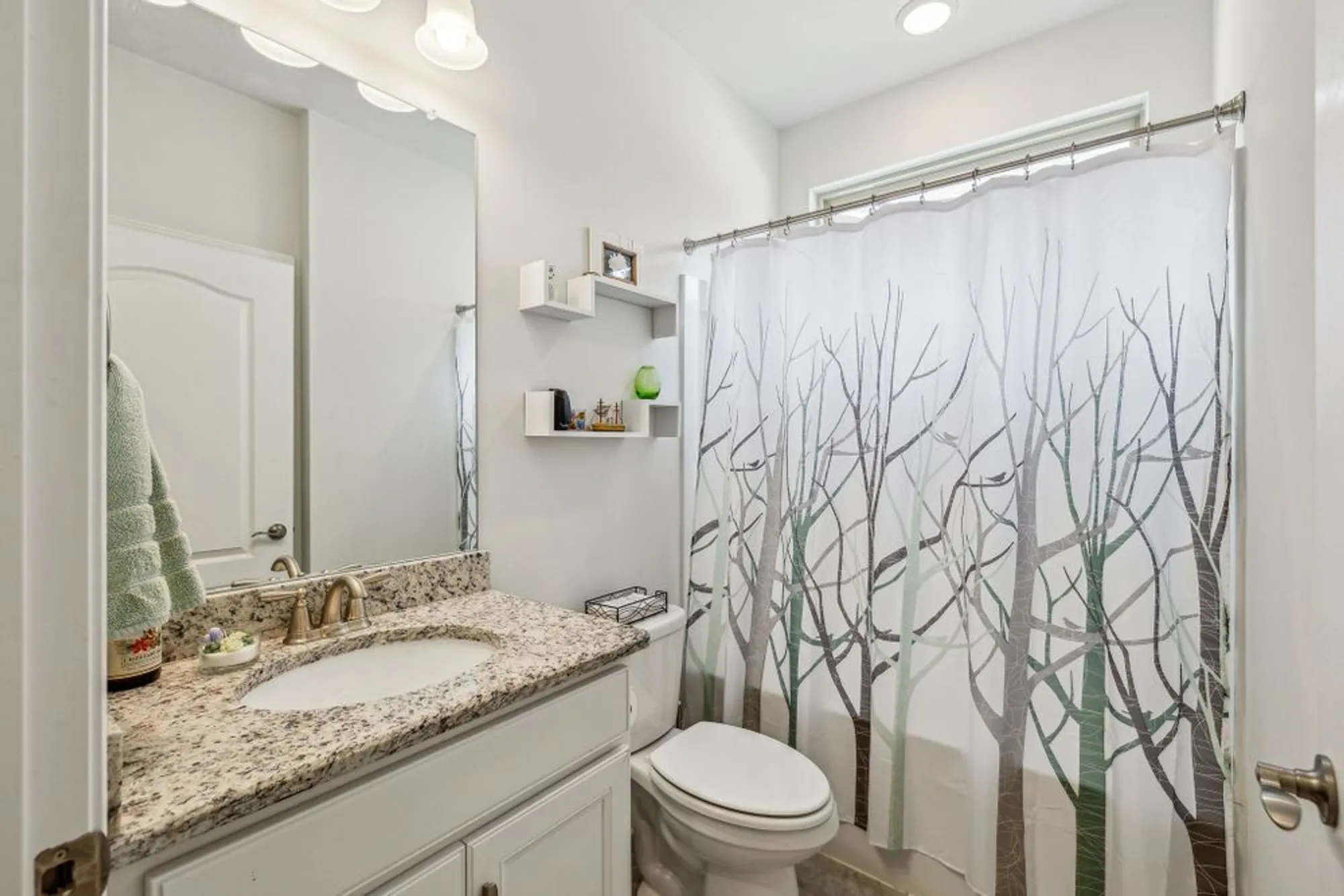 Property Slideshow image 21 of 61 | 2237 henderson dr, Spring Hill, TN, 37174