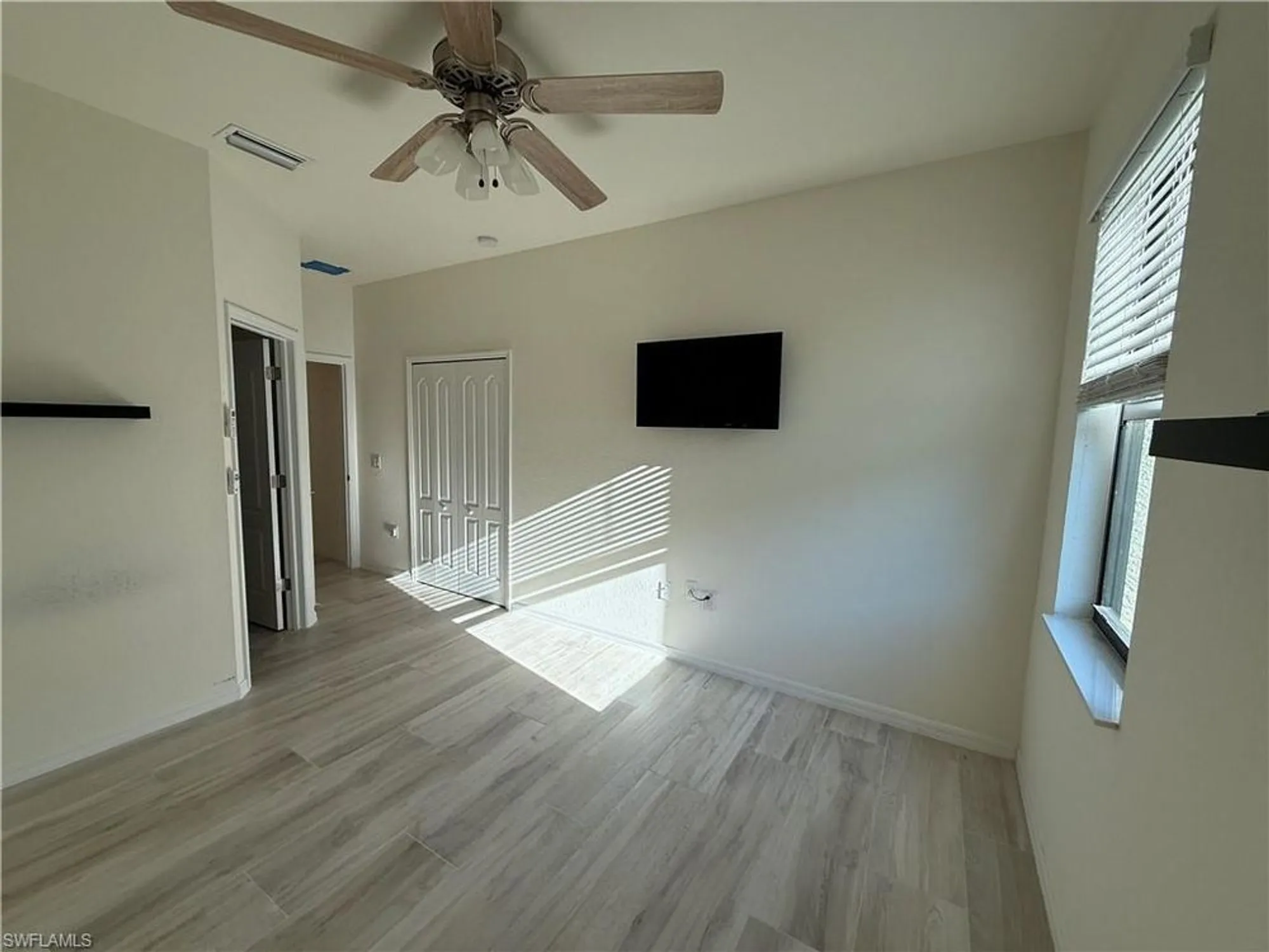 Property Slideshow image 26 of 39 | 11852 boxelder way, Fort Myers, FL, 33913
