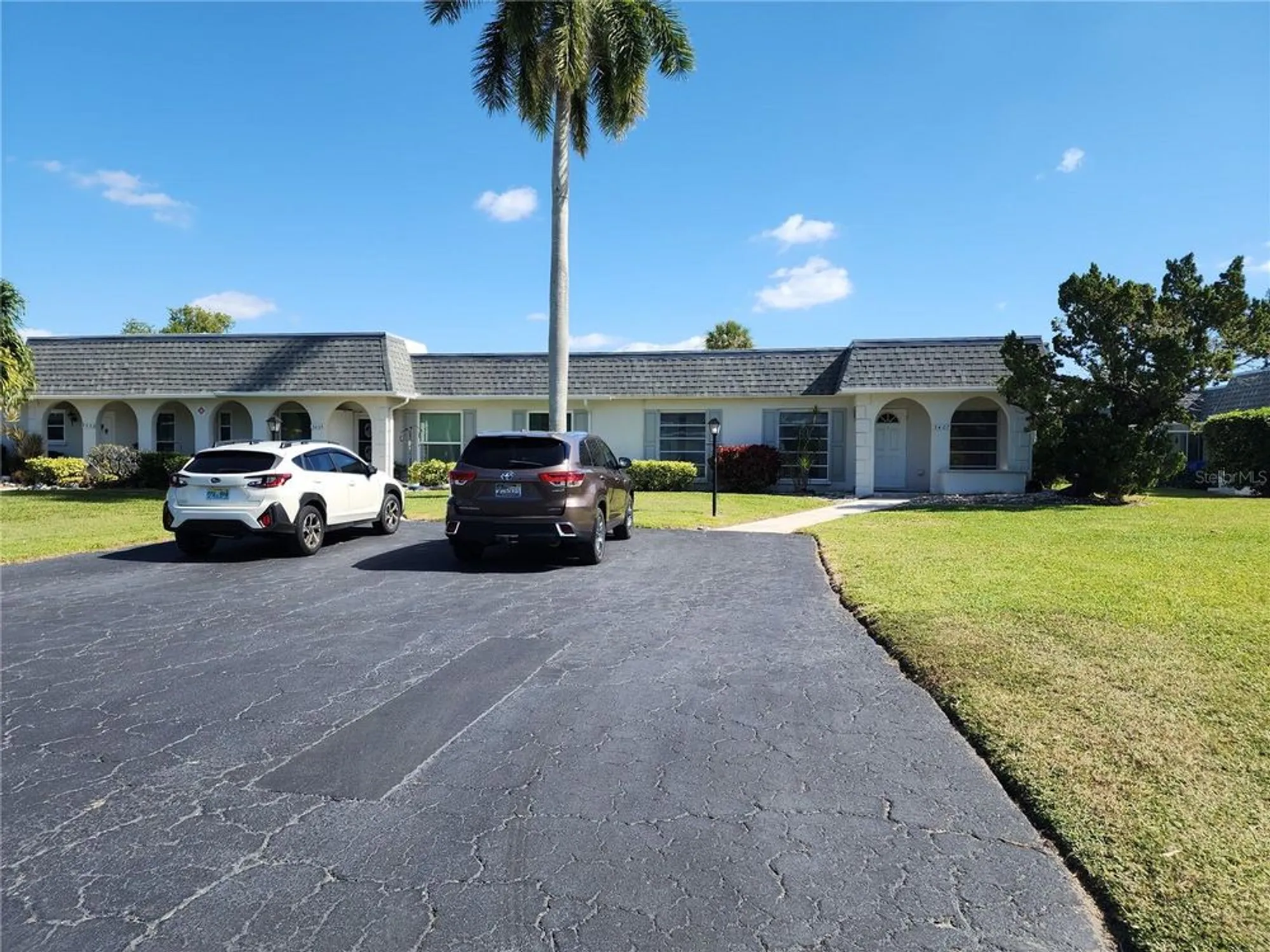 Property Slideshow image 2 of 20 | 3407 42nd st w # 3407, Bradenton, FL, 34205