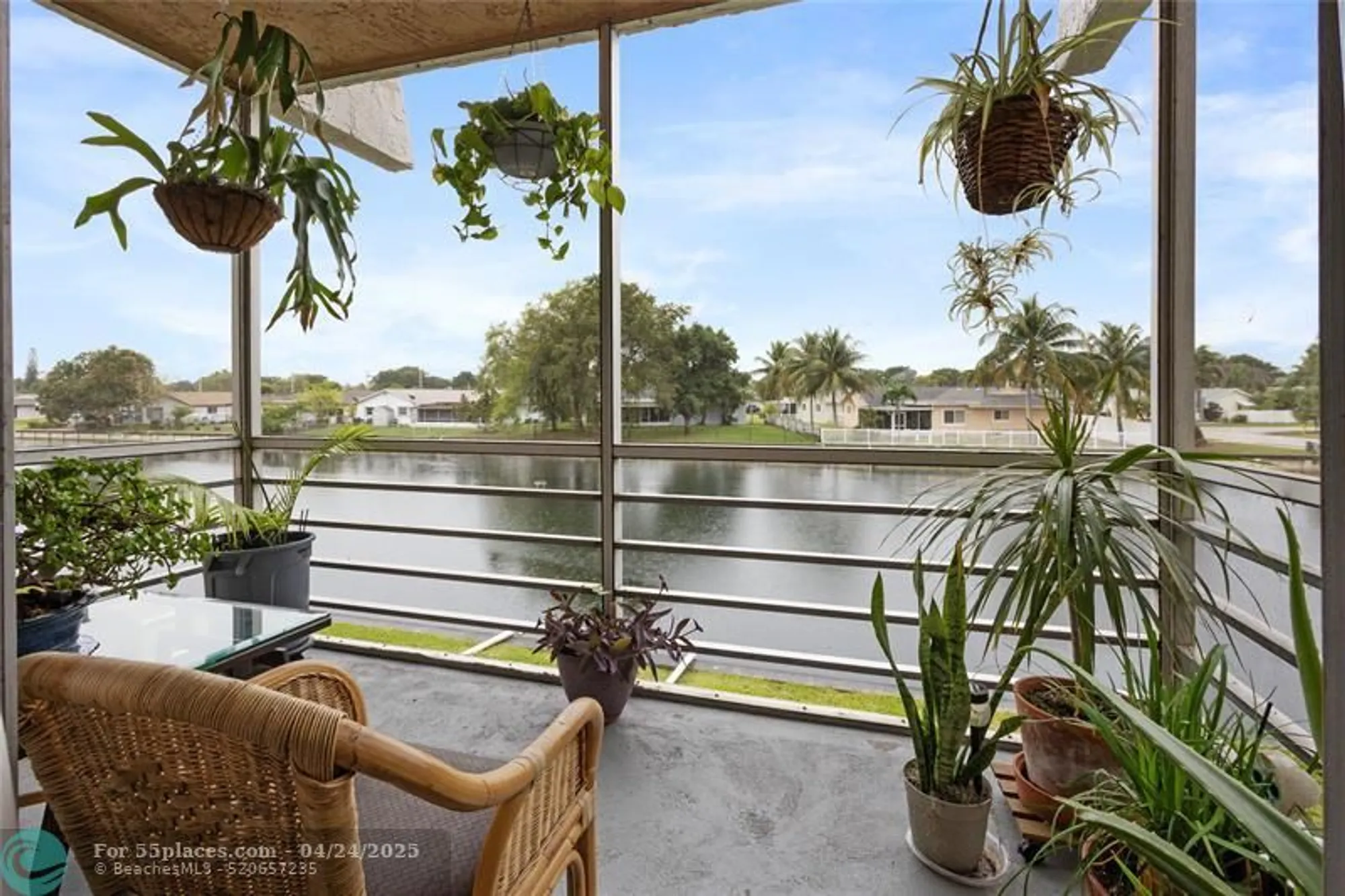 Property Slideshow image 12 of 17 | 9400 lime bay blvd 214, Tamarac, FL, 33321