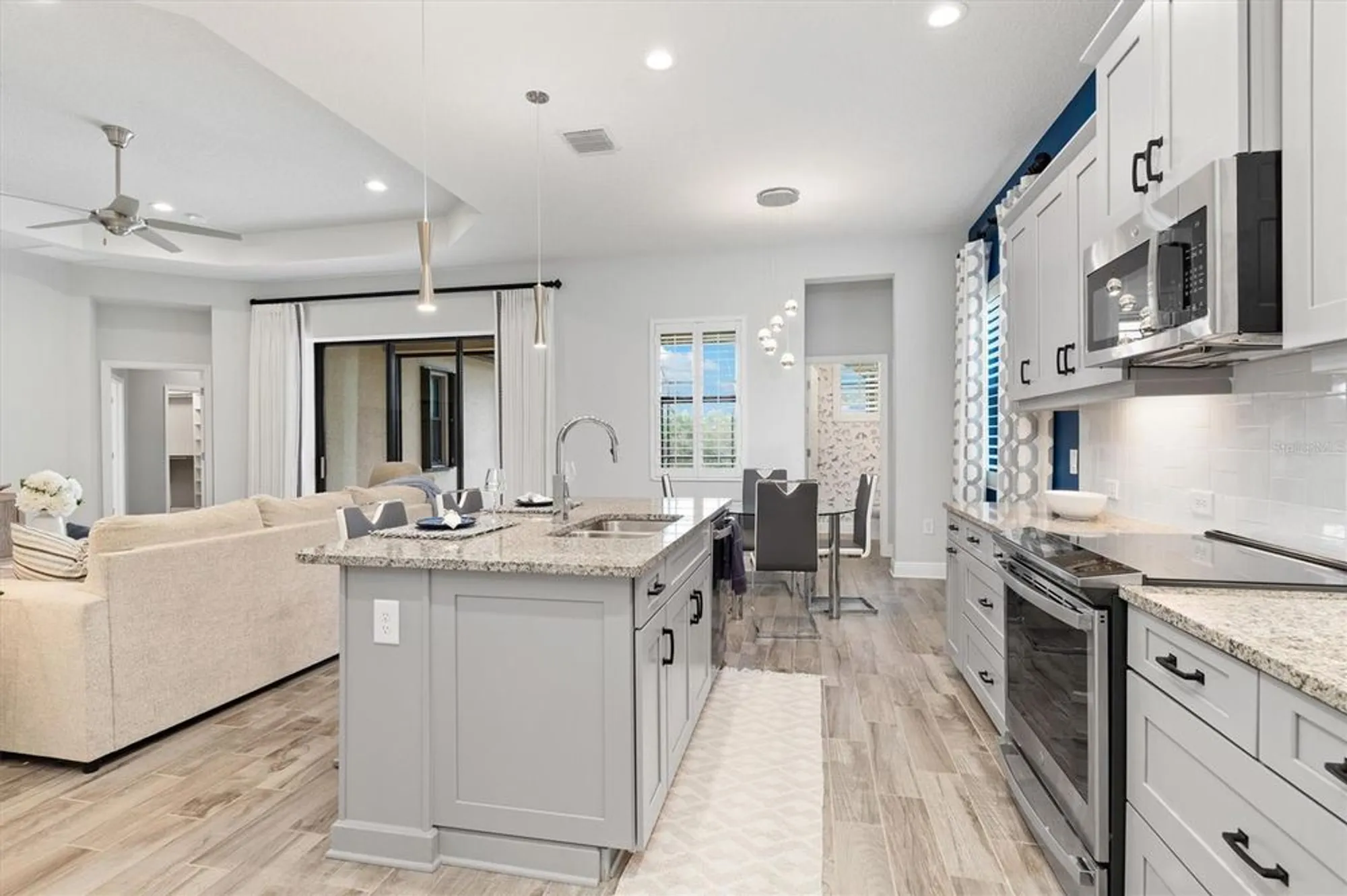 Property Slideshow image 10 of 20 | 10985 trevino st, Englewood, FL, 34223