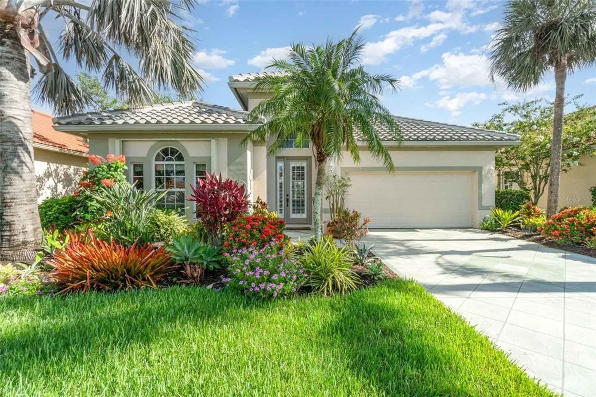 Property Slideshow image 4 of 62 | 13376 golf pointe dr, Port Charlotte, FL, 33953