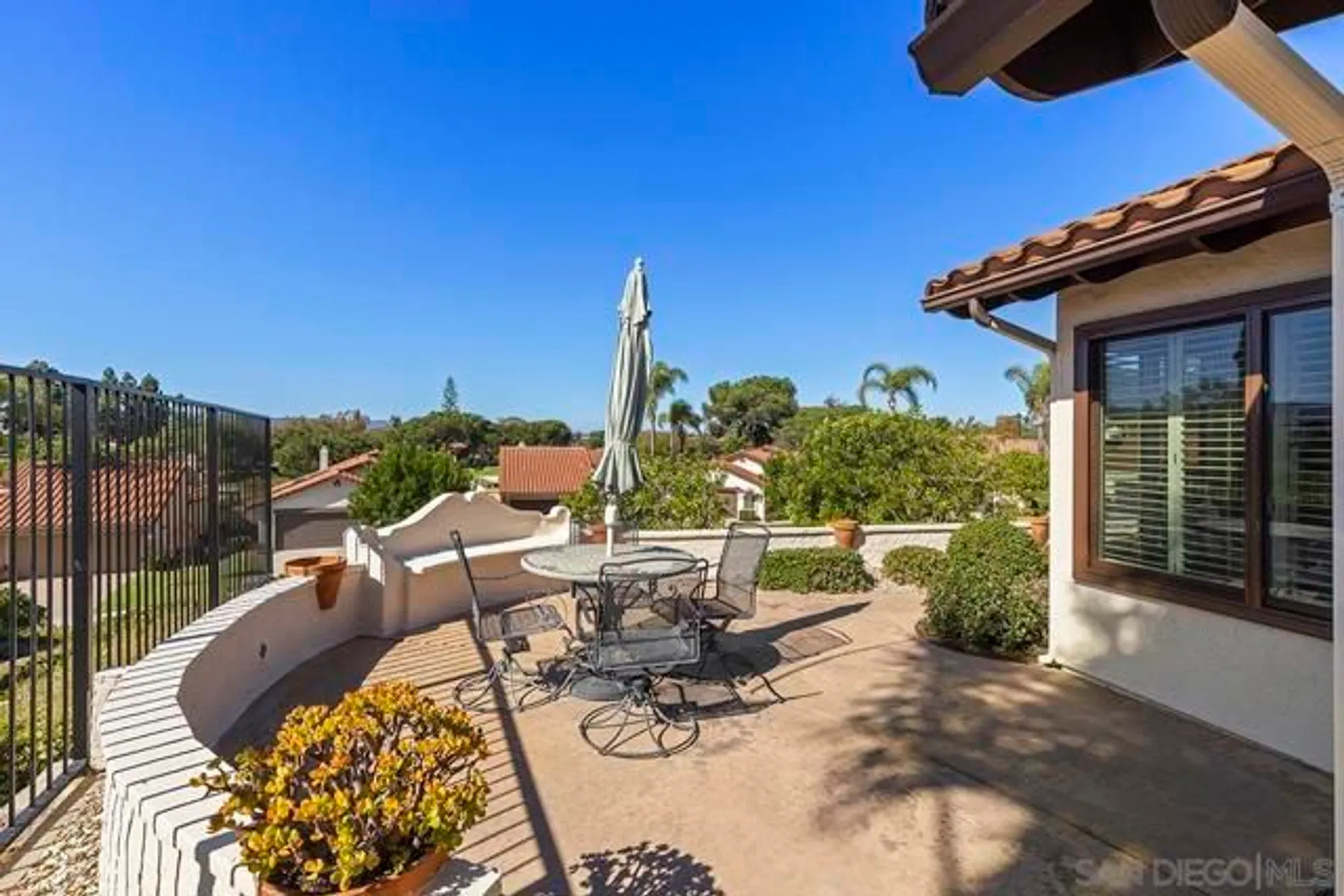 Property Slideshow image 37 of 75 | 17632 caminito hercuba, San Diego, CA, 92128