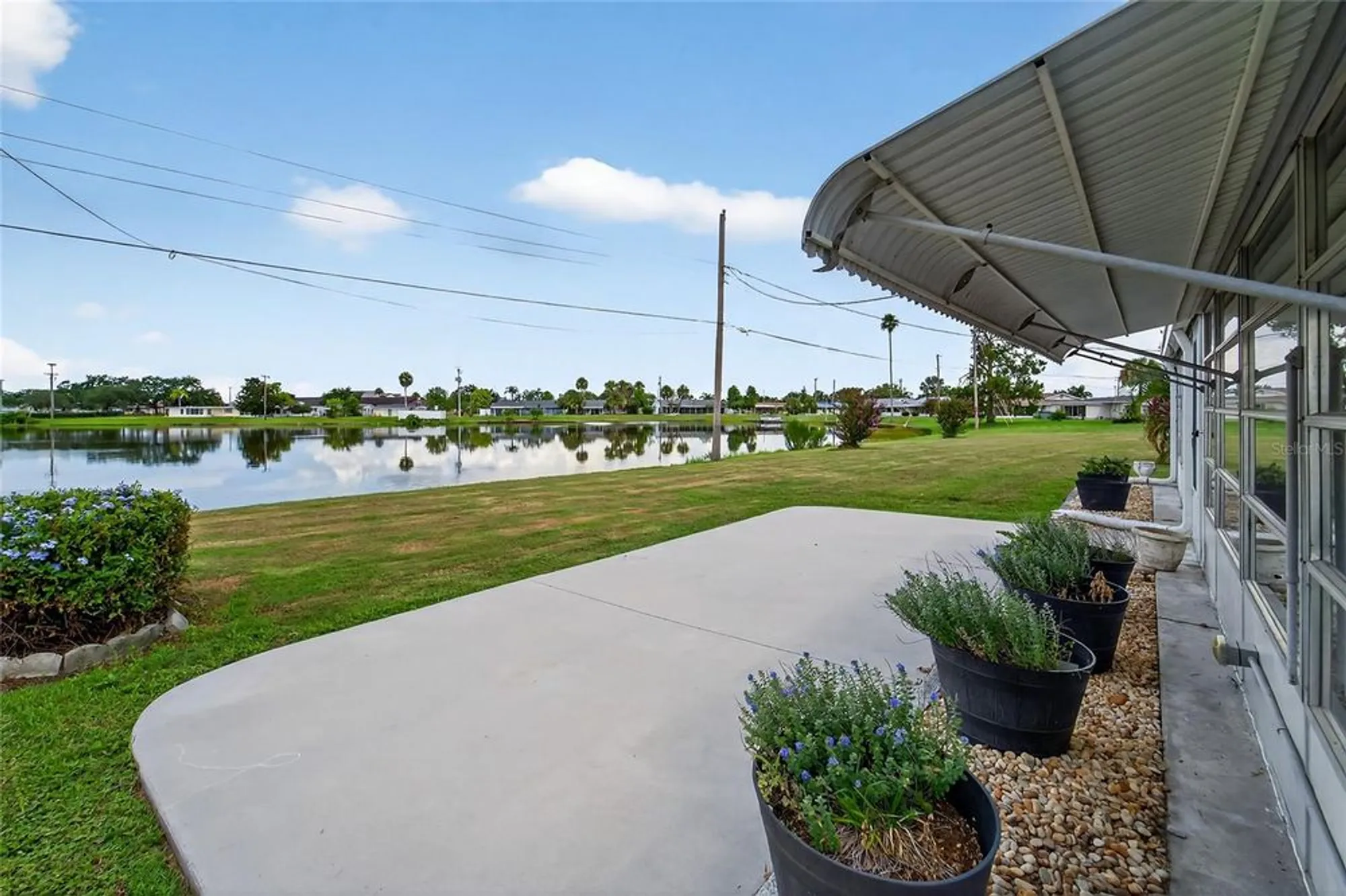 Property Slideshow image 21 of 68 | 1012 augusta dr, Sun City Center, FL, 33573